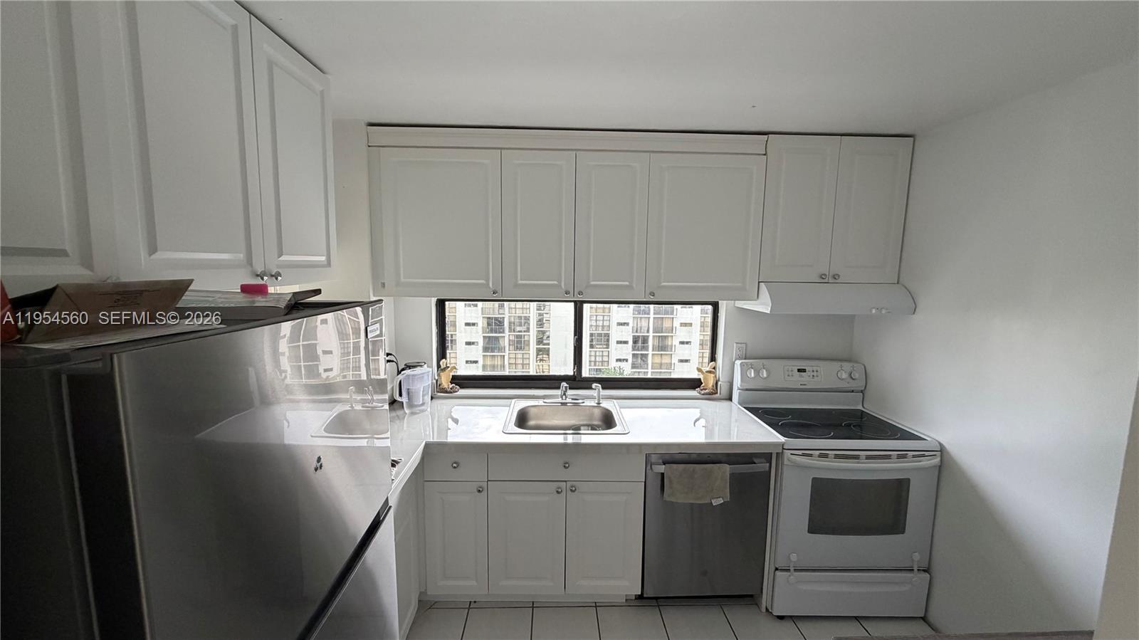 Photo of 17011 Bay Rd  #912, Sunny Isles Beach, Florida, 33160 - 
