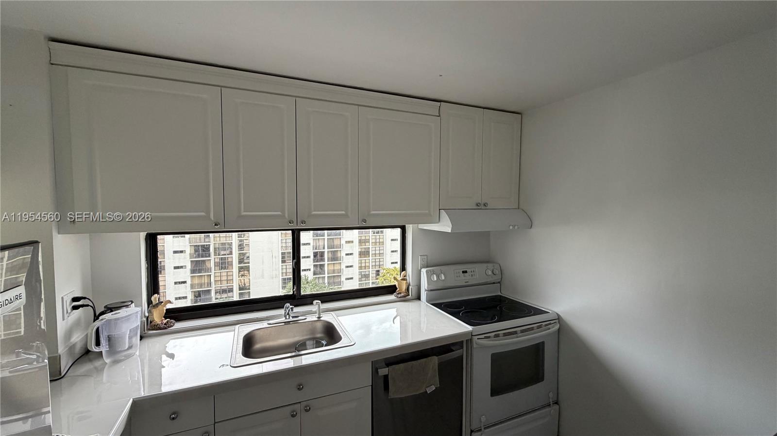 Photo of 17011 Bay Rd  #912, Sunny Isles Beach, Florida, 33160 - 