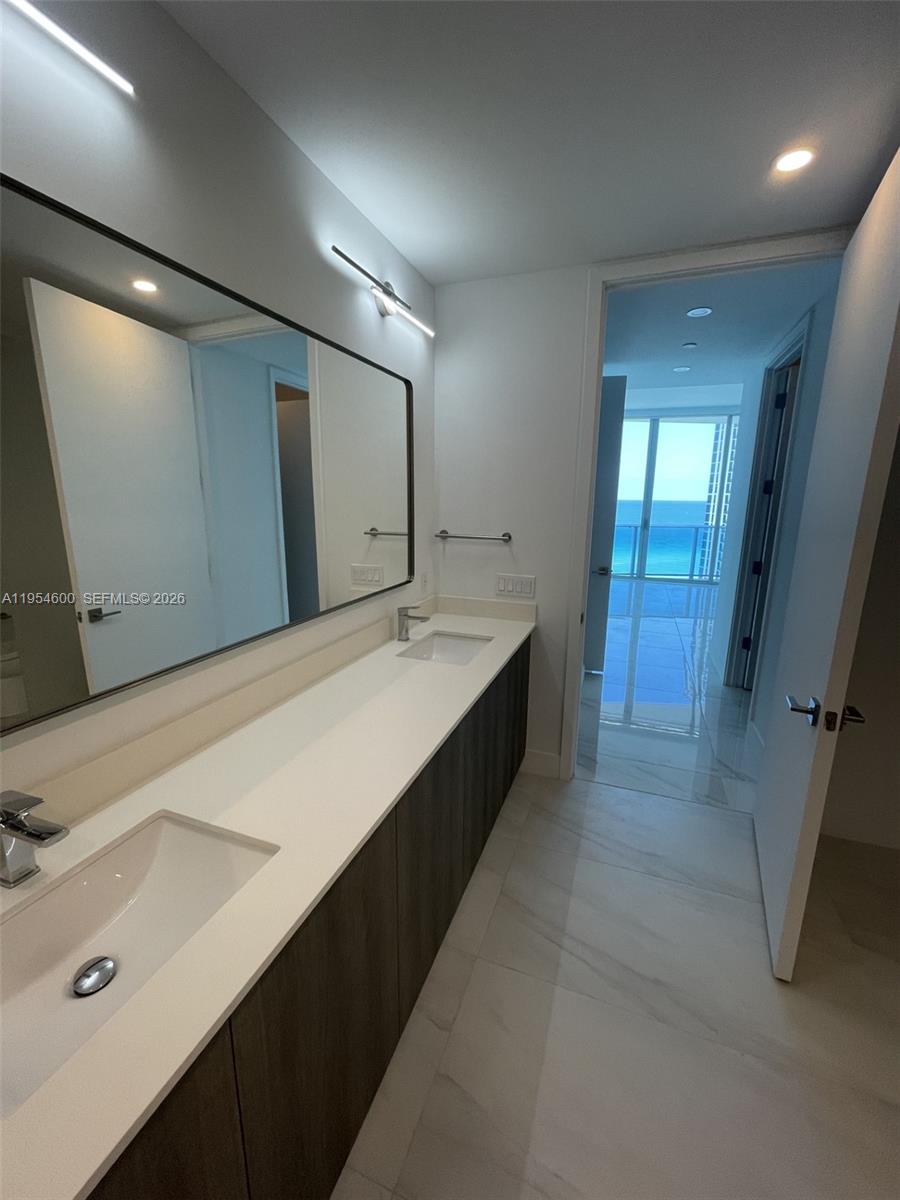 1505 2 / 3 1675 sq. ft. $ 2026-02-19 0 Photo