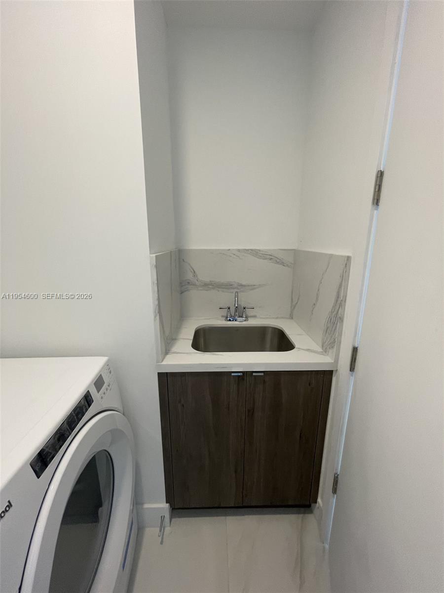 1505 2 / 3 1675 sq. ft. $ 2026-02-19 0 Photo