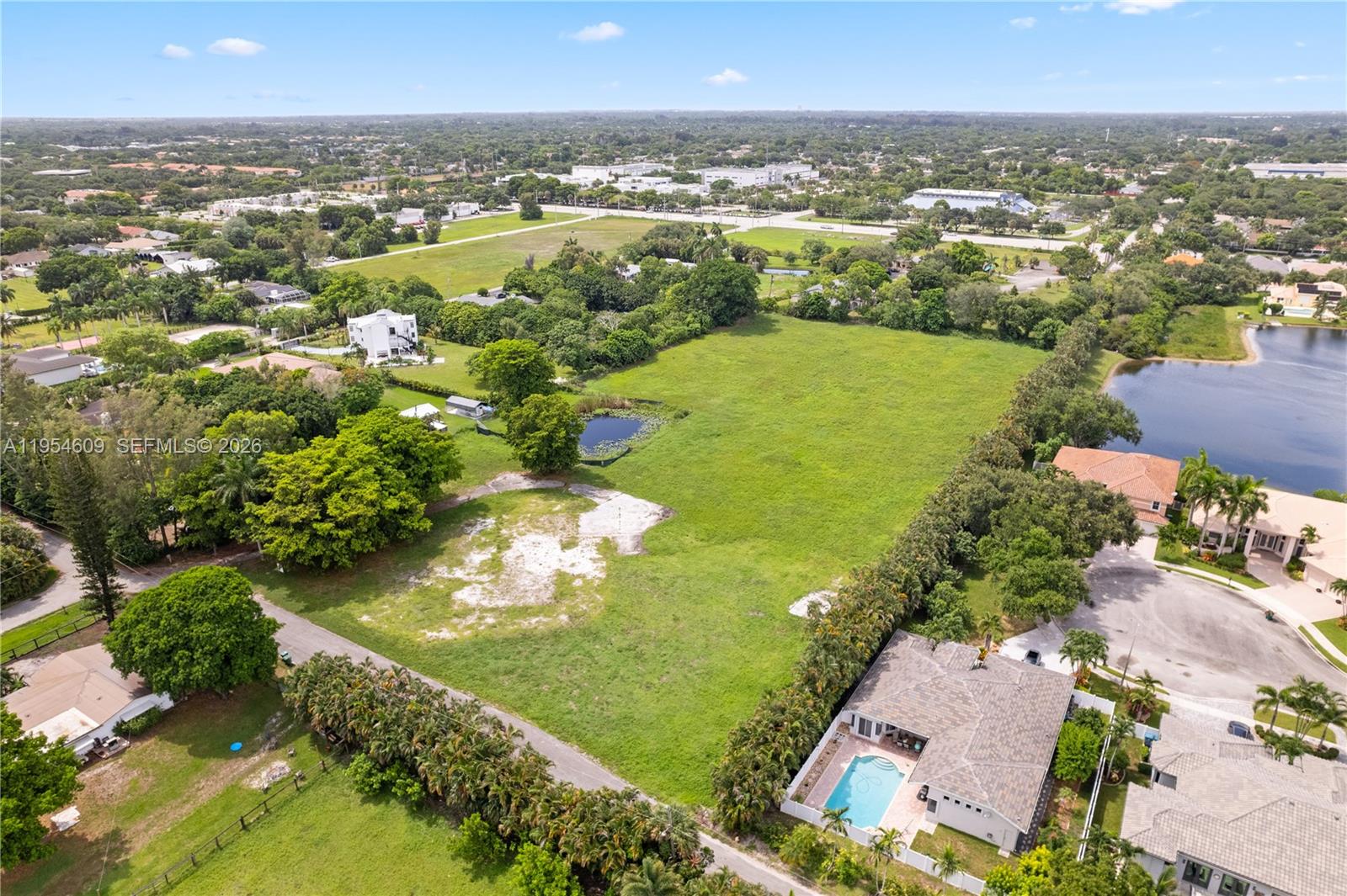   /   sq. ft. $ 2026-01-28 0 Photo