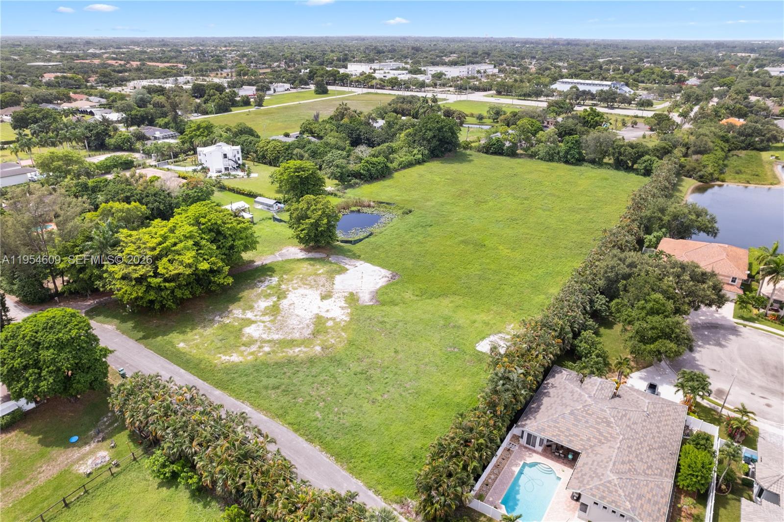   /   sq. ft. $ 2026-01-28 0 Photo