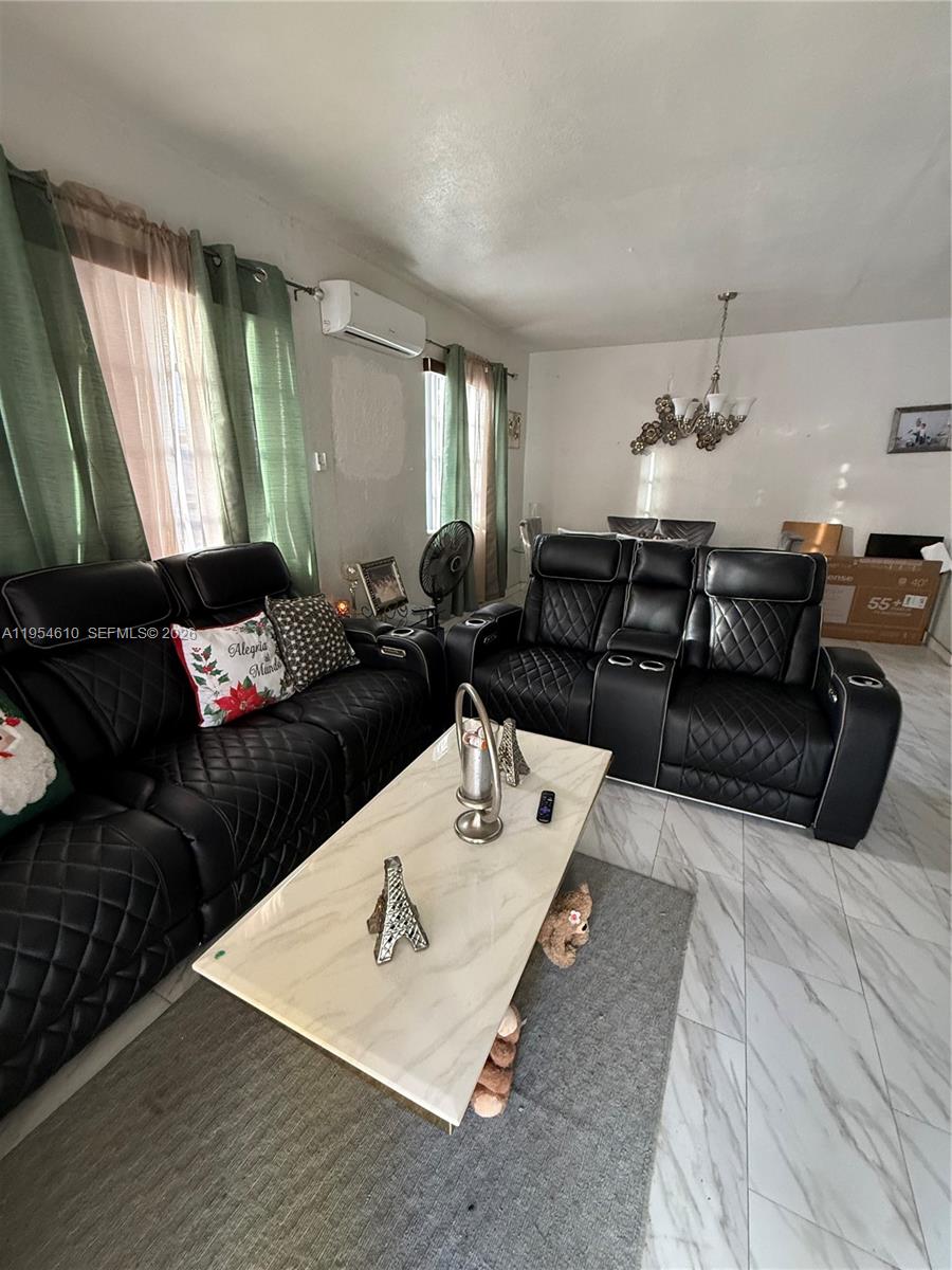   /  1353 sq. ft. $ 2026-01-28 0 Photo