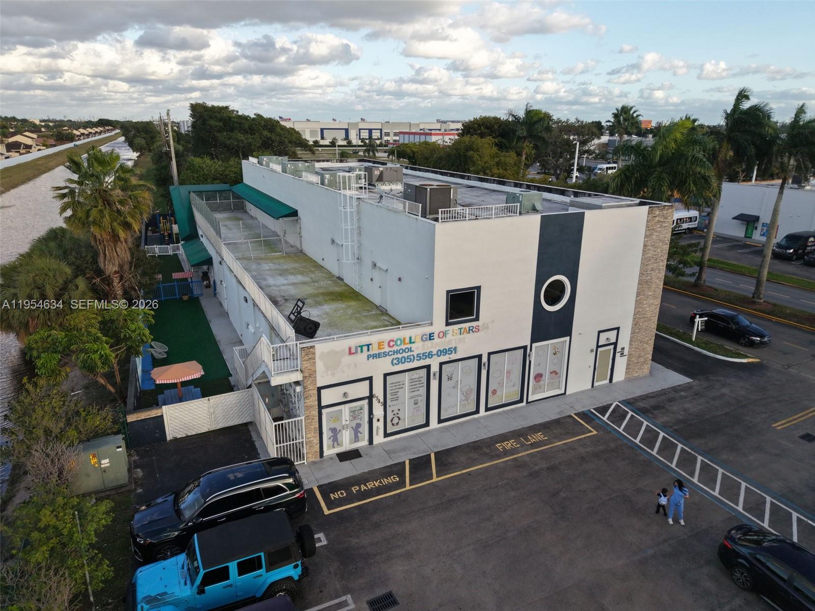   /   кв.футов $ 2026-01-28 0 Фото