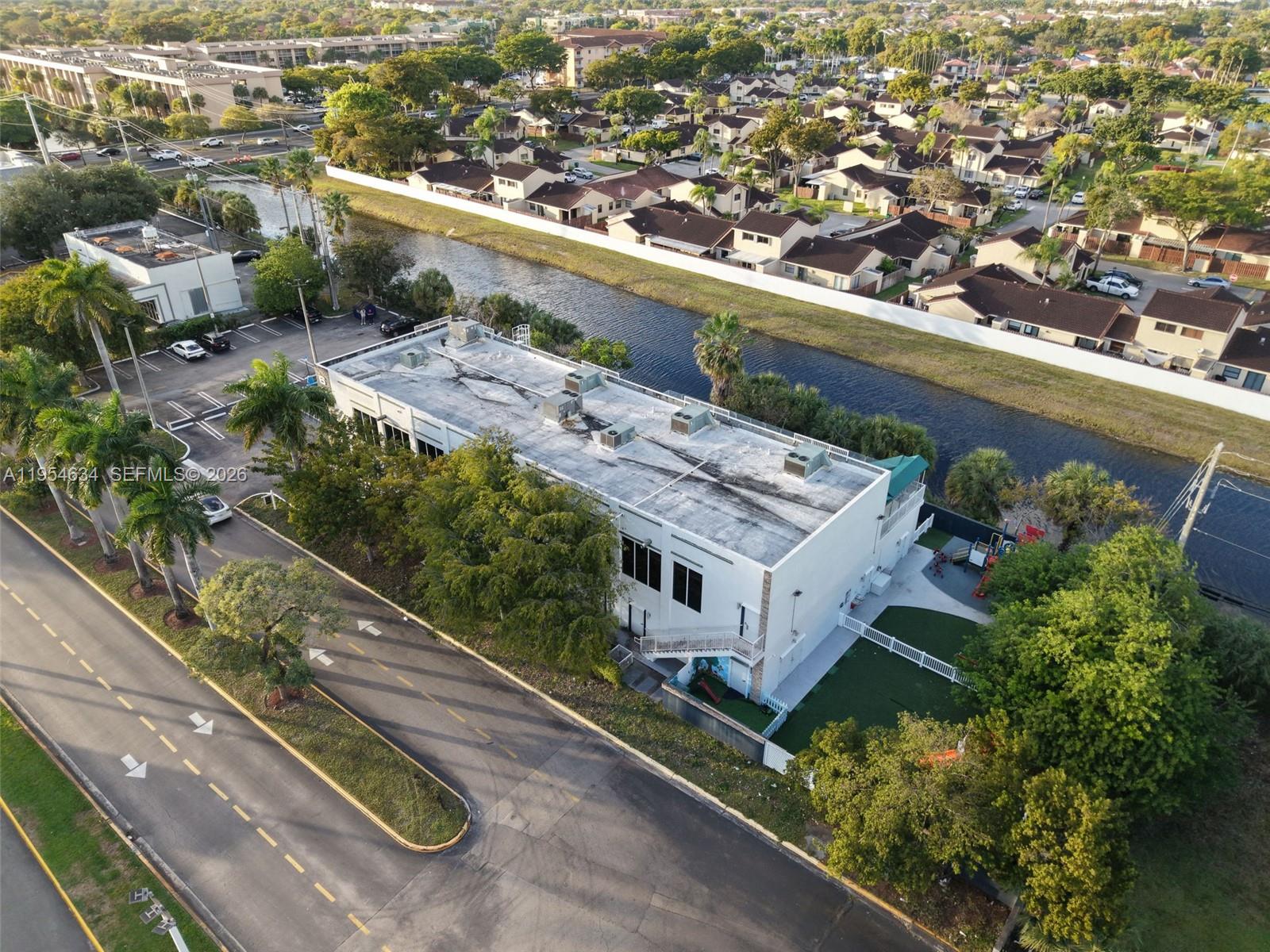   /   кв.футов $ 2026-01-28 0 Фото