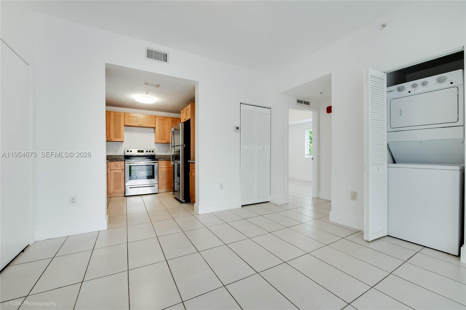   /   sq. ft. $ 2026-01-28 0 Photo