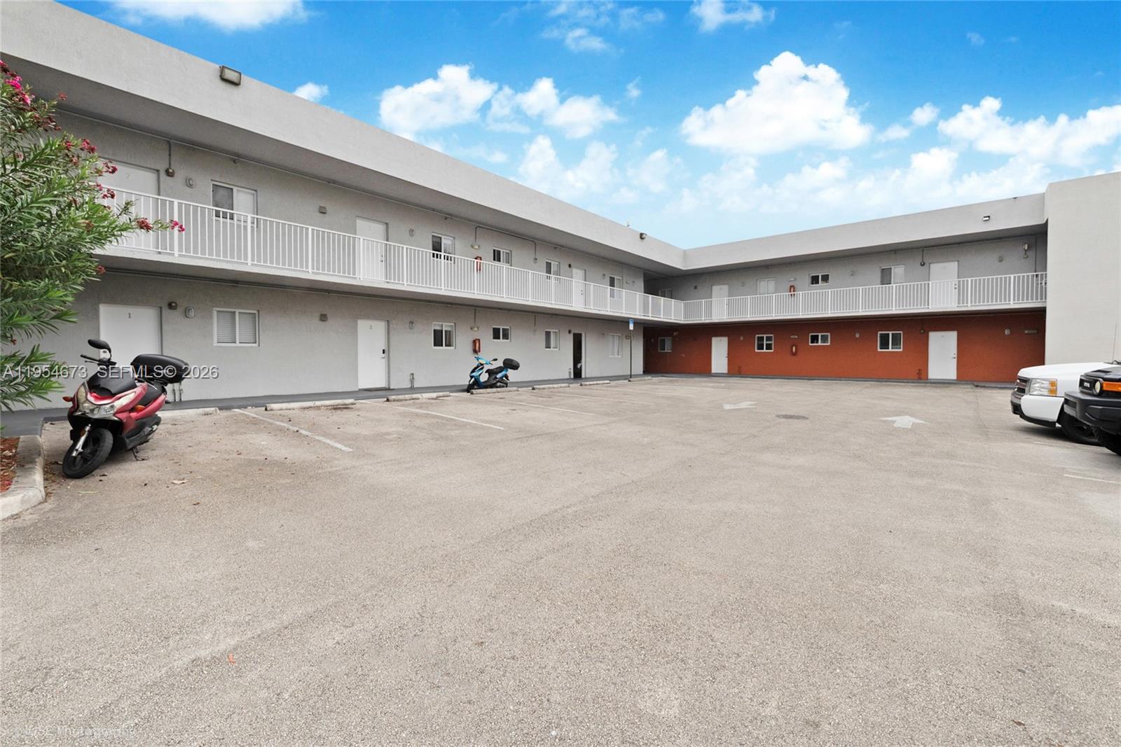   /   sq. ft. $ 2026-01-28 0 Photo