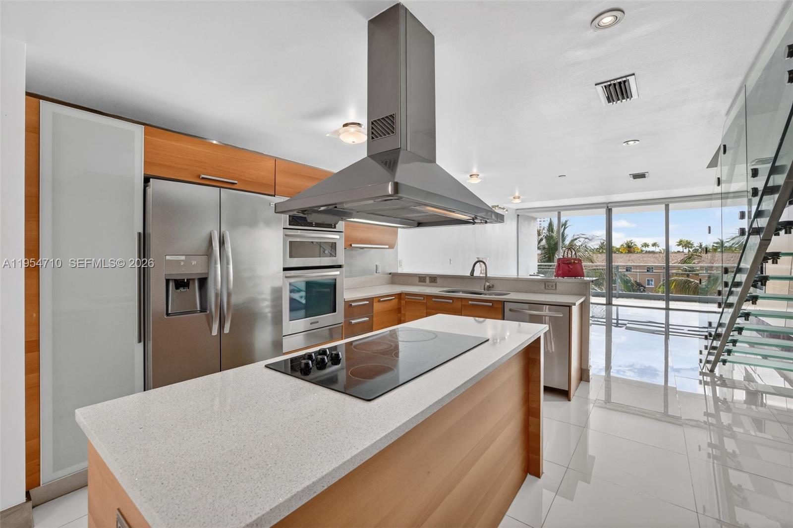 Photo of 2950 188th St  #302, Aventura, Florida, 33180 - 