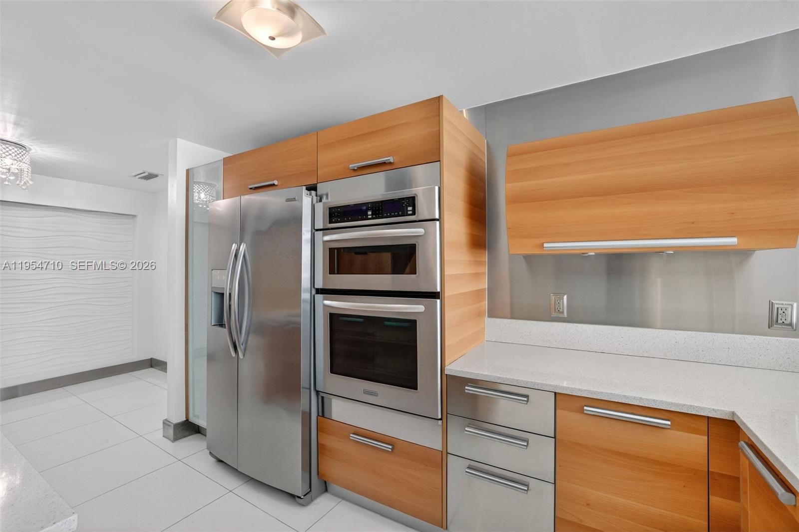 Photo of 2950 188th St  #302, Aventura, Florida, 33180 - 