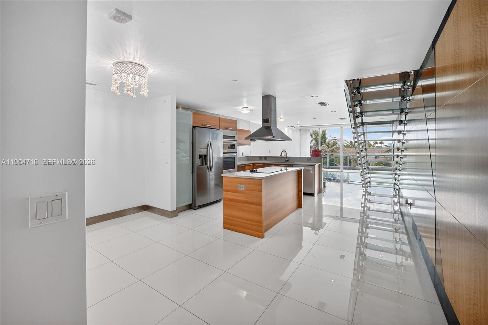 Photo of 2950 188th St  #302, Aventura, Florida, 33180 - 