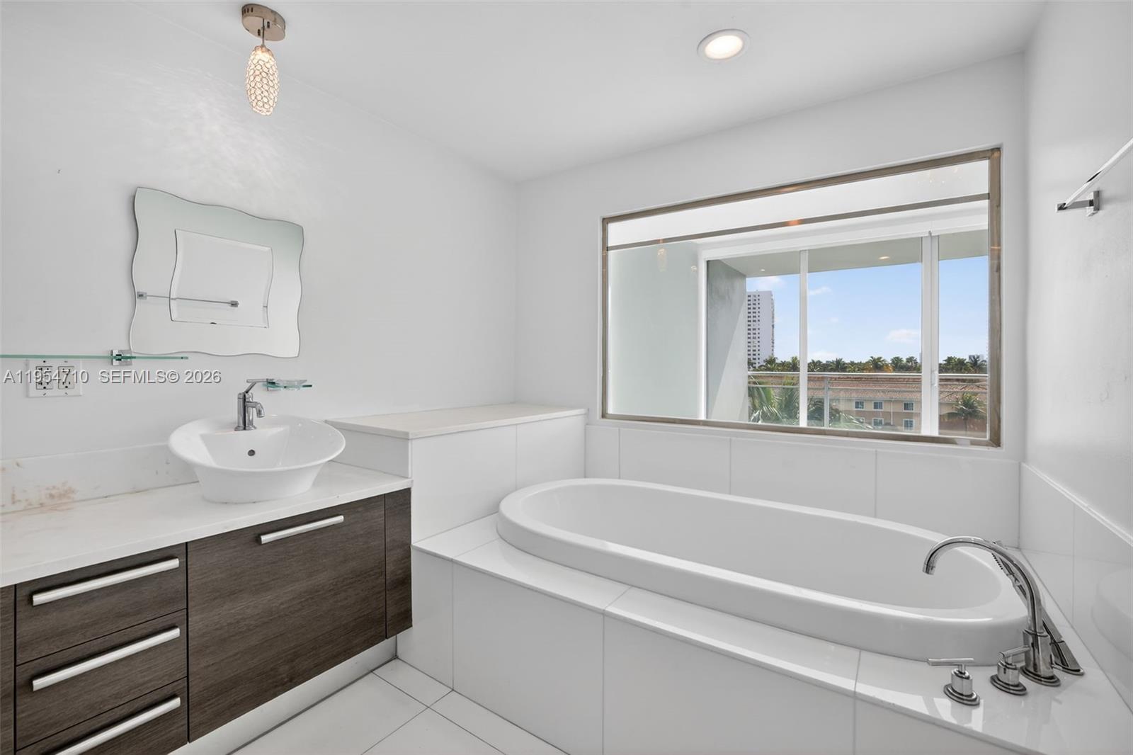 Photo of 2950 188th St  #302, Aventura, Florida, 33180 - 