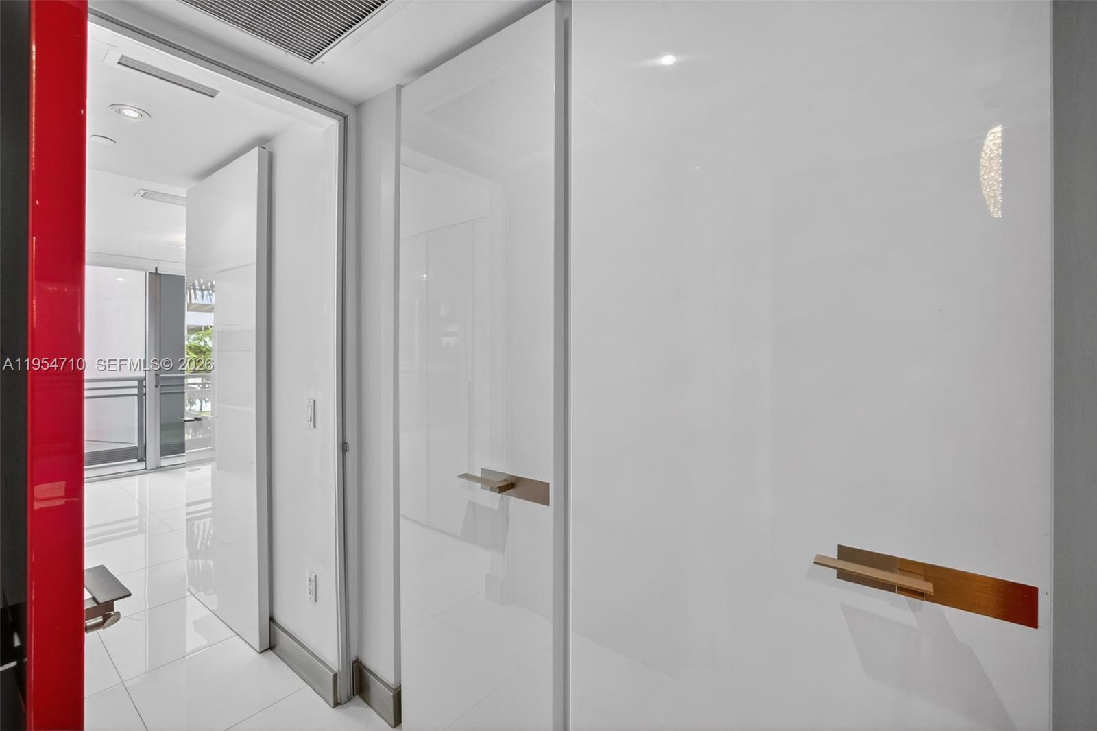 Photo of 2950 188th St  #302, Aventura, Florida, 33180 - 