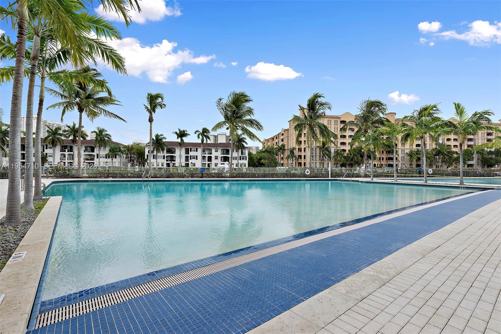 Photo of 2950 188th St  #302, Aventura, Florida, 33180 - 