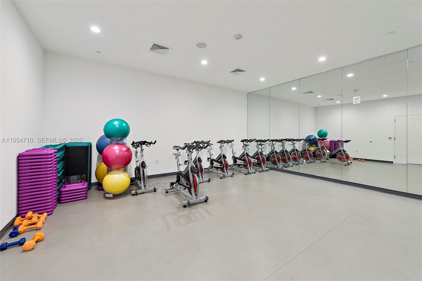 Photo of 2950 188th St  #302, Aventura, Florida, 33180 - 