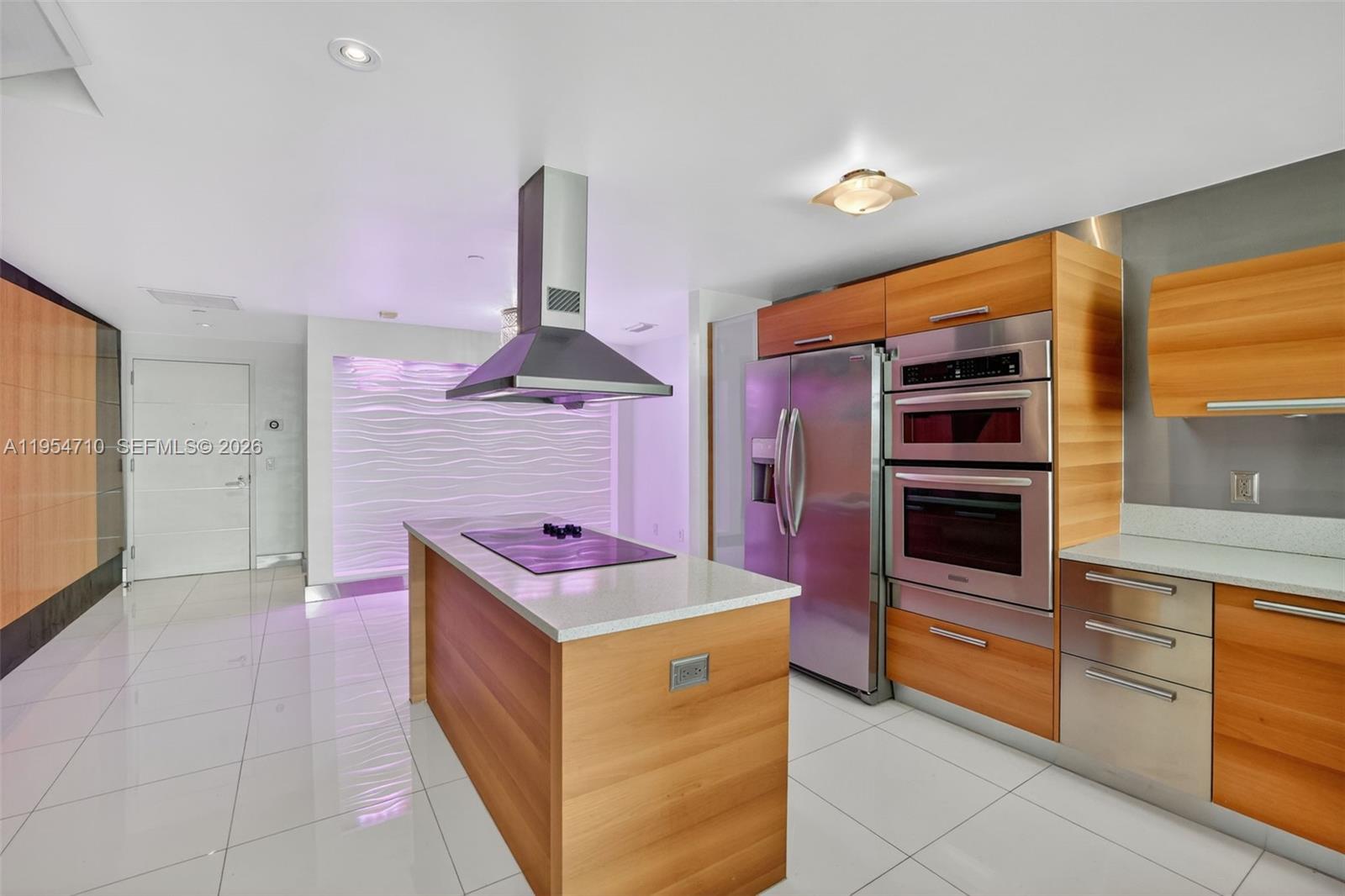 Photo of 2950 188th St  #302, Aventura, Florida, 33180 - 