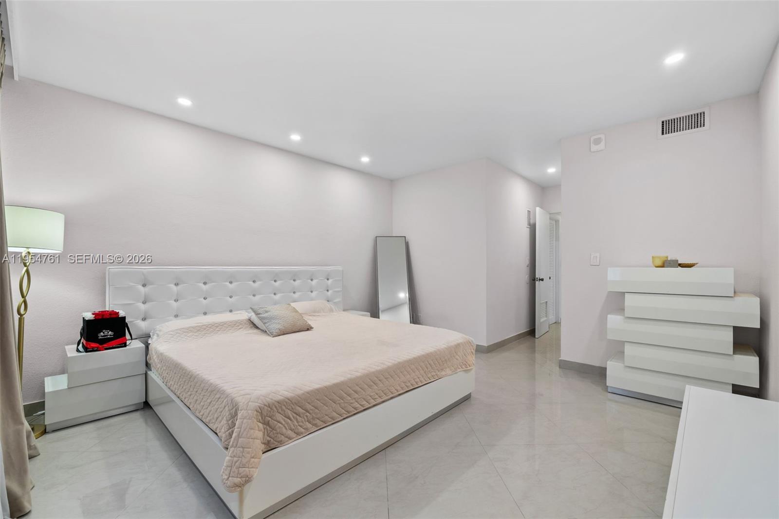 Photo of 19390 Collins Ave  #209, Sunny Isles Beach, Florida, 33160 - 