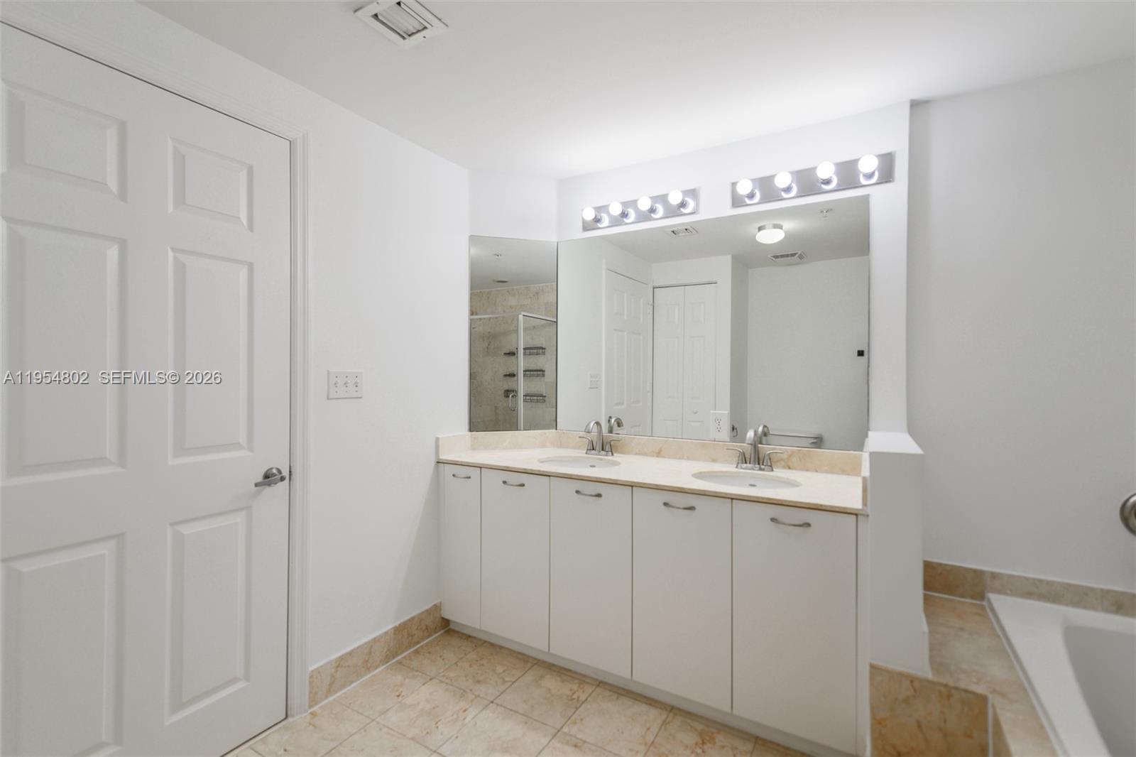 Photo of 2130 Van Buren St #203, Hollywood, Florida, 33020 -