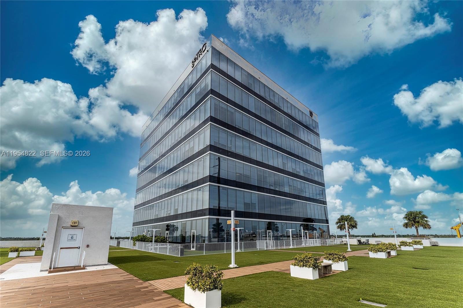 Подробнее 903 / кв.футов $ 2026-01-28 0 Фото