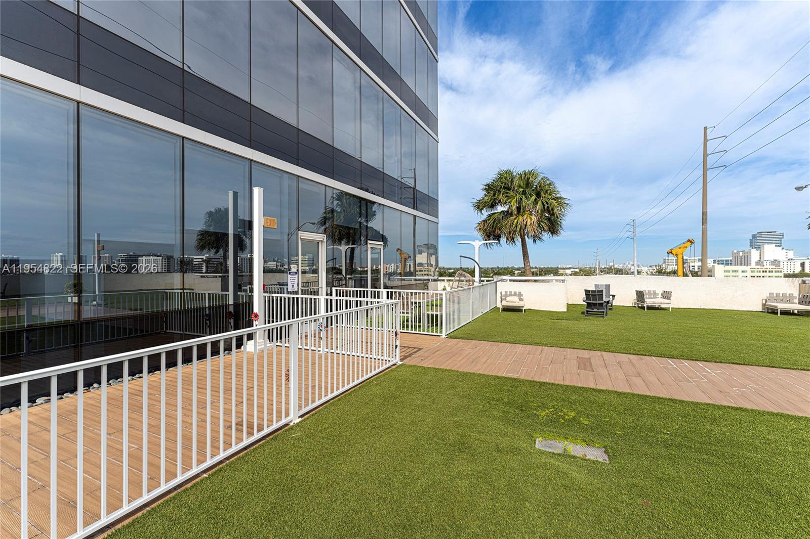 Подробнее 903 / кв.футов $ 2026-01-28 0 Фото