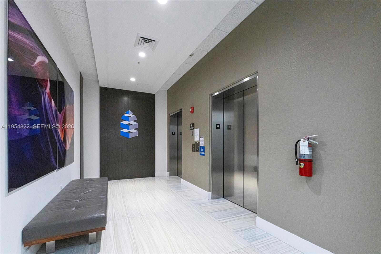 Подробнее 903 / кв.футов $ 2026-01-28 0 Фото