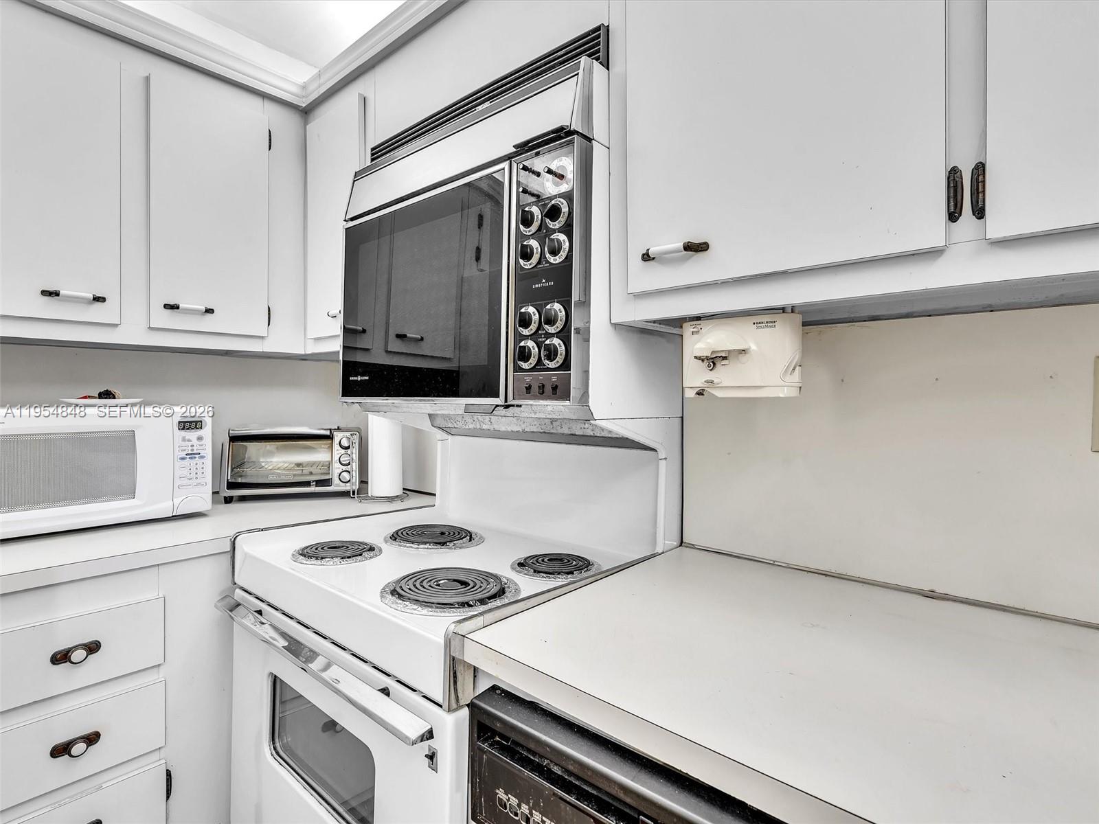 Photo of 3731 Country Club Dr #1223, Aventura, Florida, 33180 -