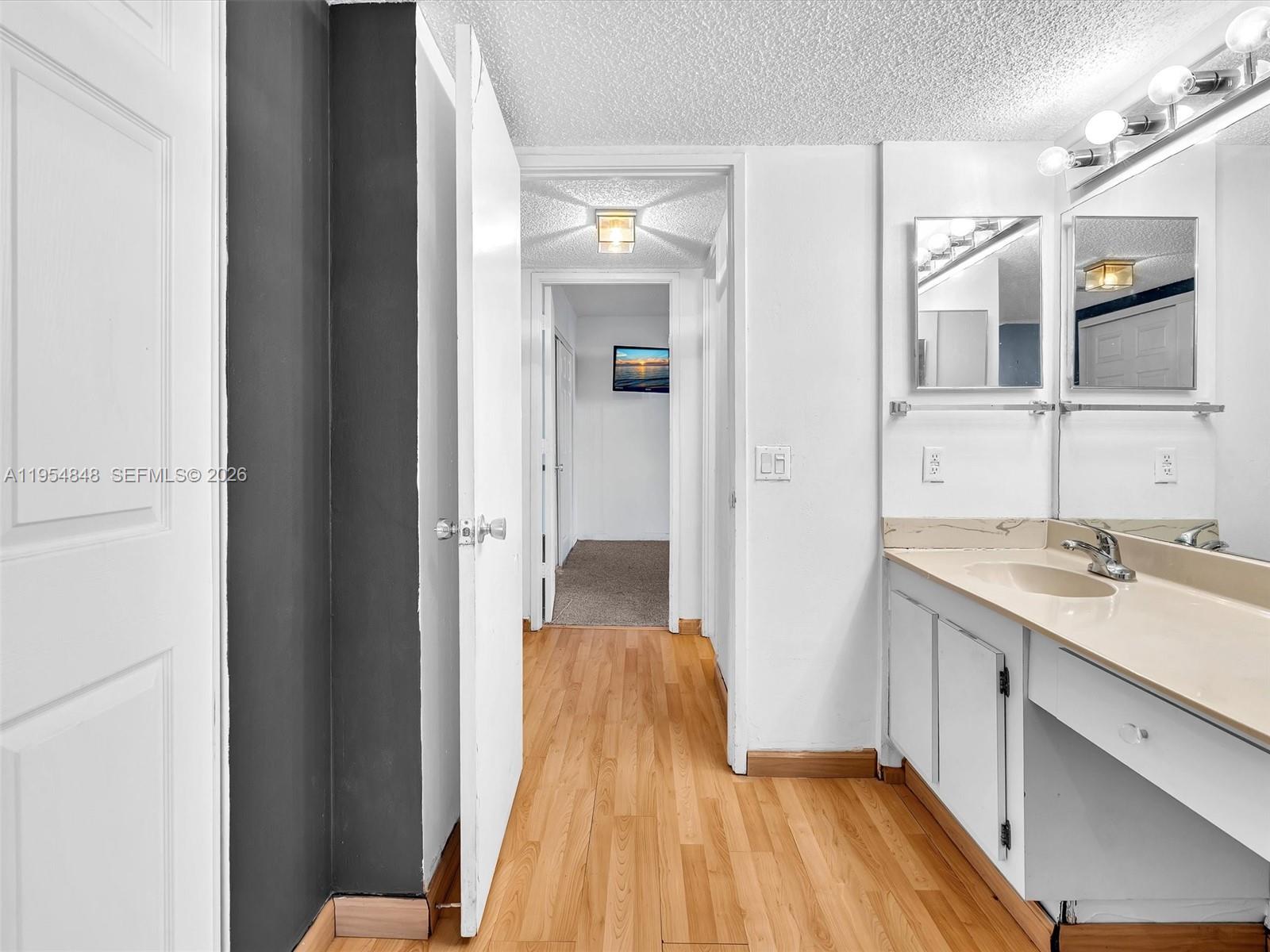 Photo of 3731 Country Club Dr #1223, Aventura, Florida, 33180 -