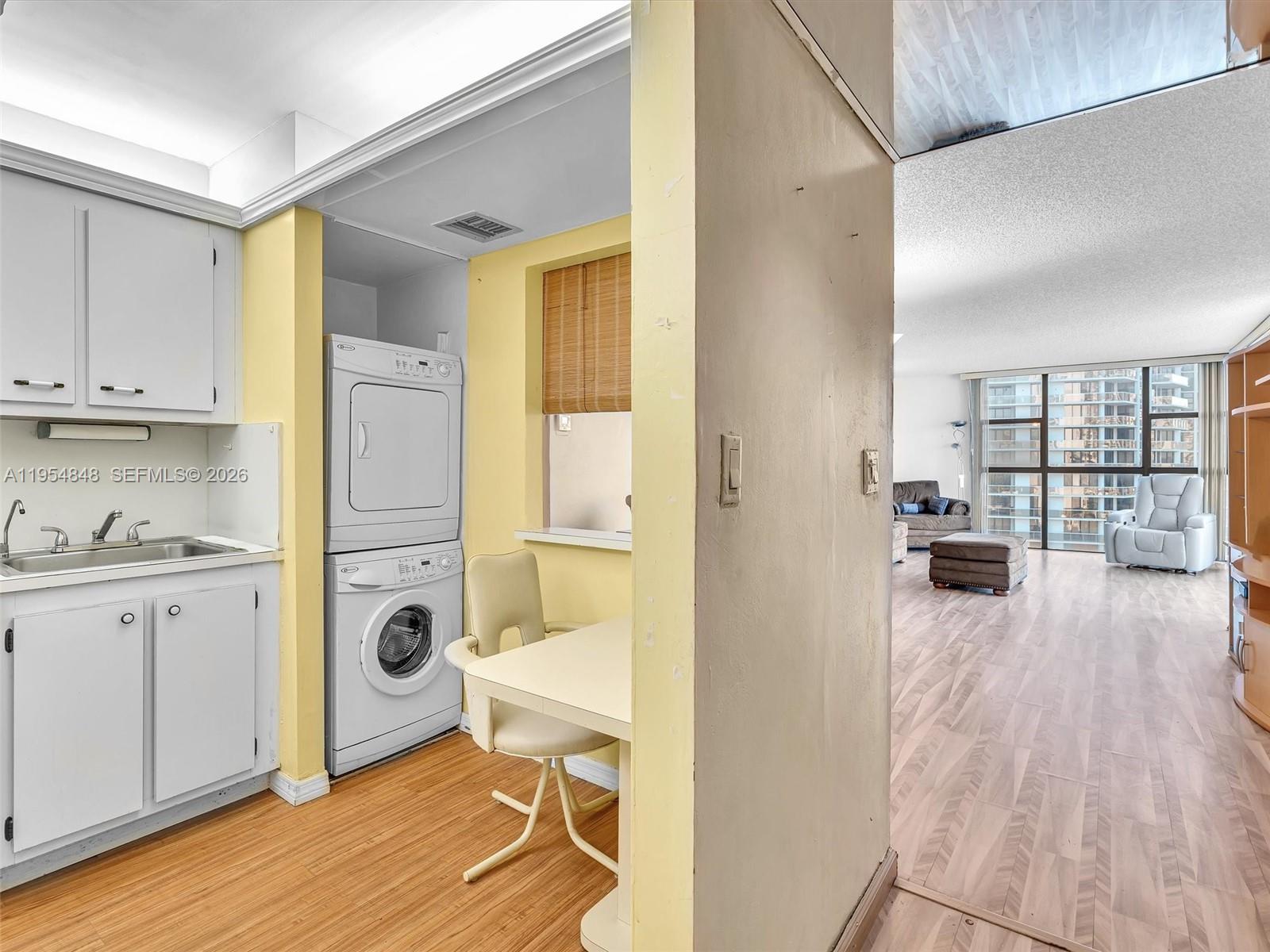 Photo of 3731 Country Club Dr #1223, Aventura, Florida, 33180 -