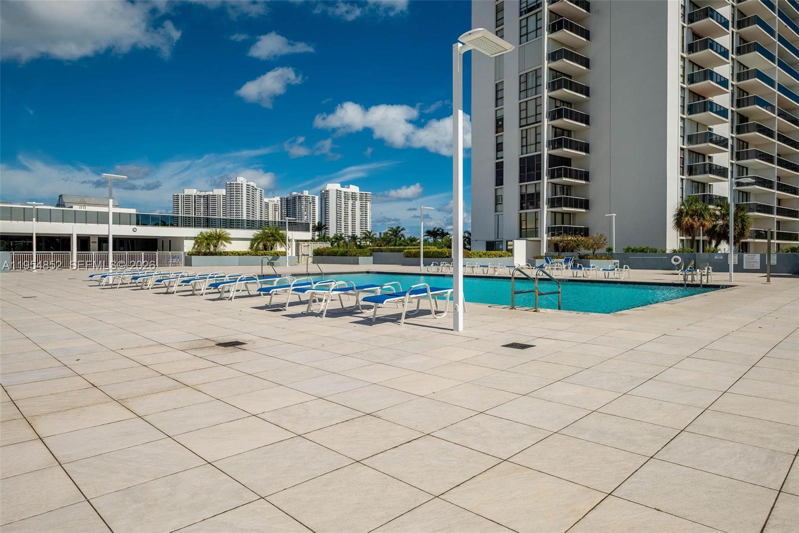 Photo of 3675 Country Club Dr  #206, Aventura, Florida, 33180 - 