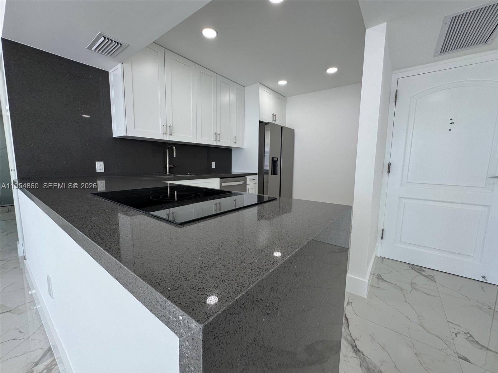 Photo of 3675 Country Club Dr  #1209, Aventura, Florida, 33180 - 