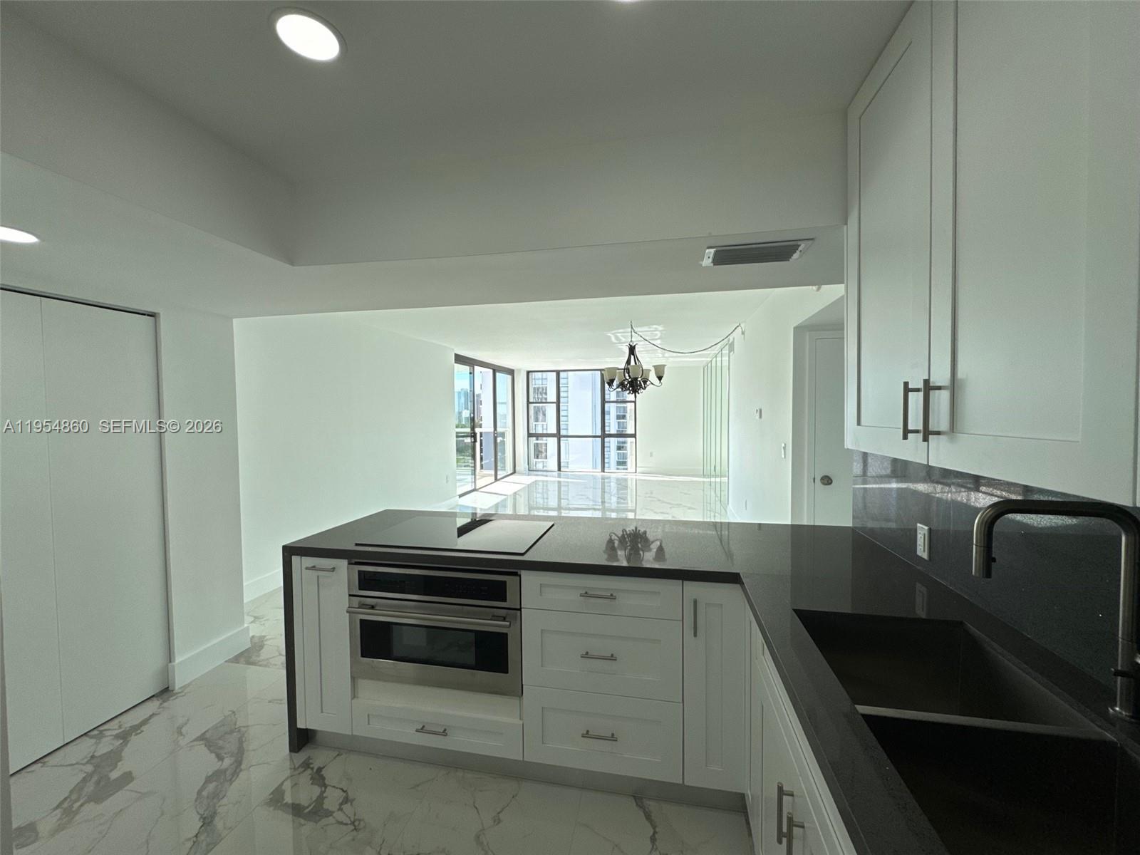 Photo of 3675 Country Club Dr  #1209, Aventura, Florida, 33180 - 