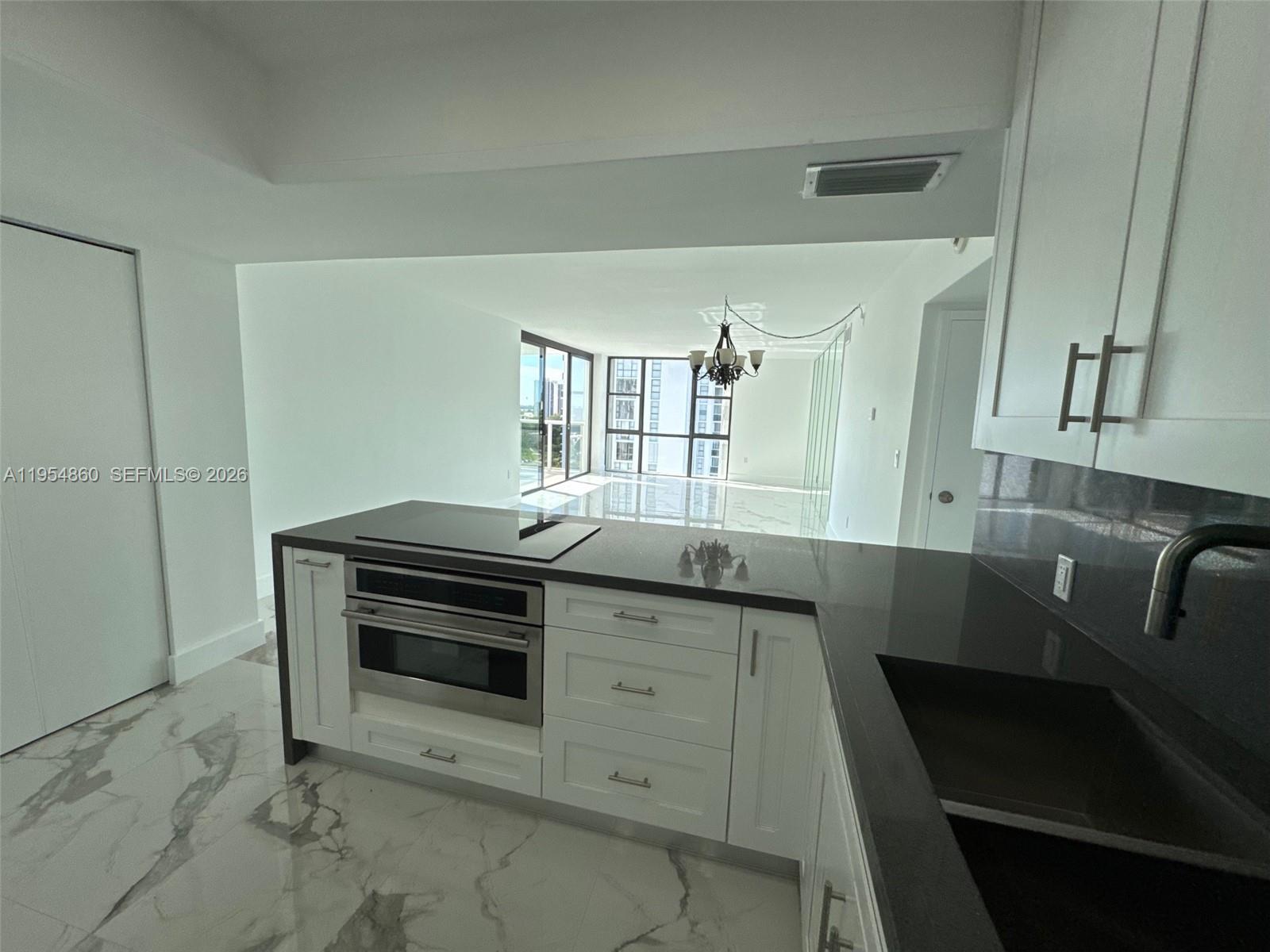 Photo of 3675 Country Club Dr  #1209, Aventura, Florida, 33180 - 