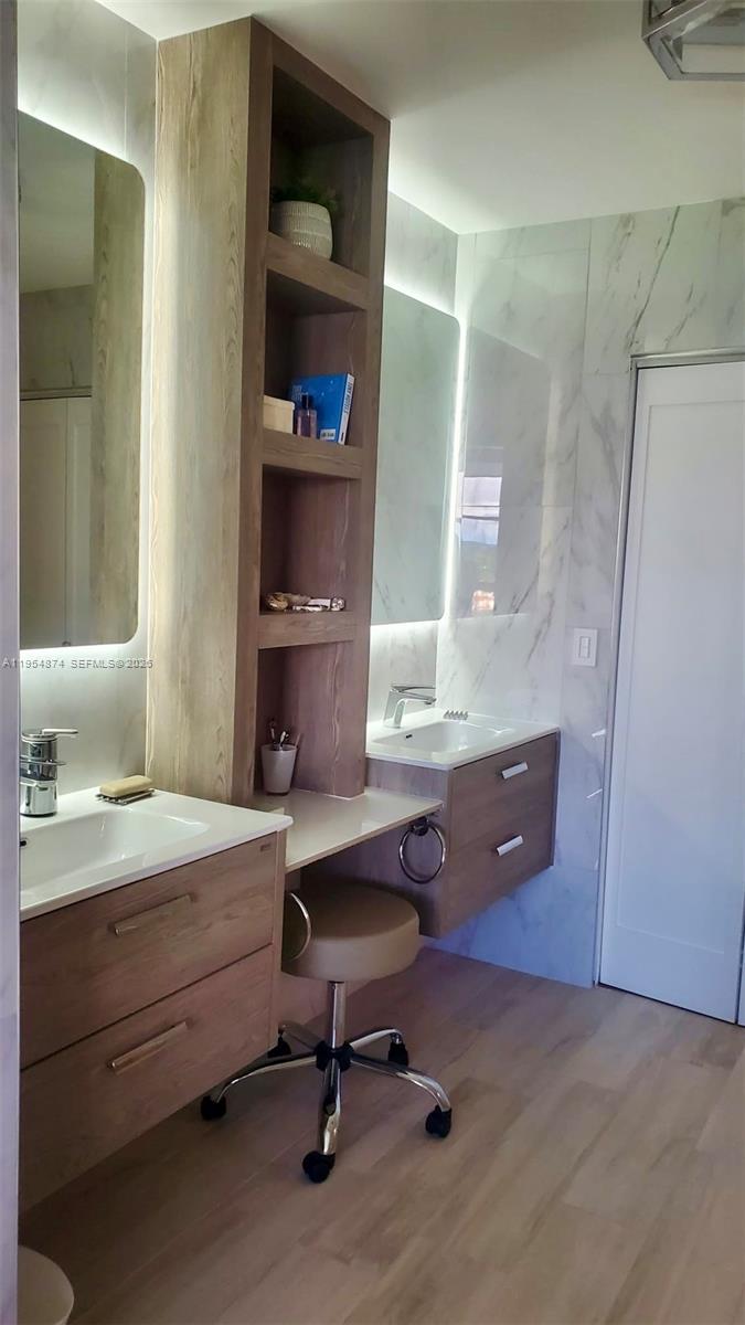 Photo of    #913, Aventura, Florida, 33180 - 