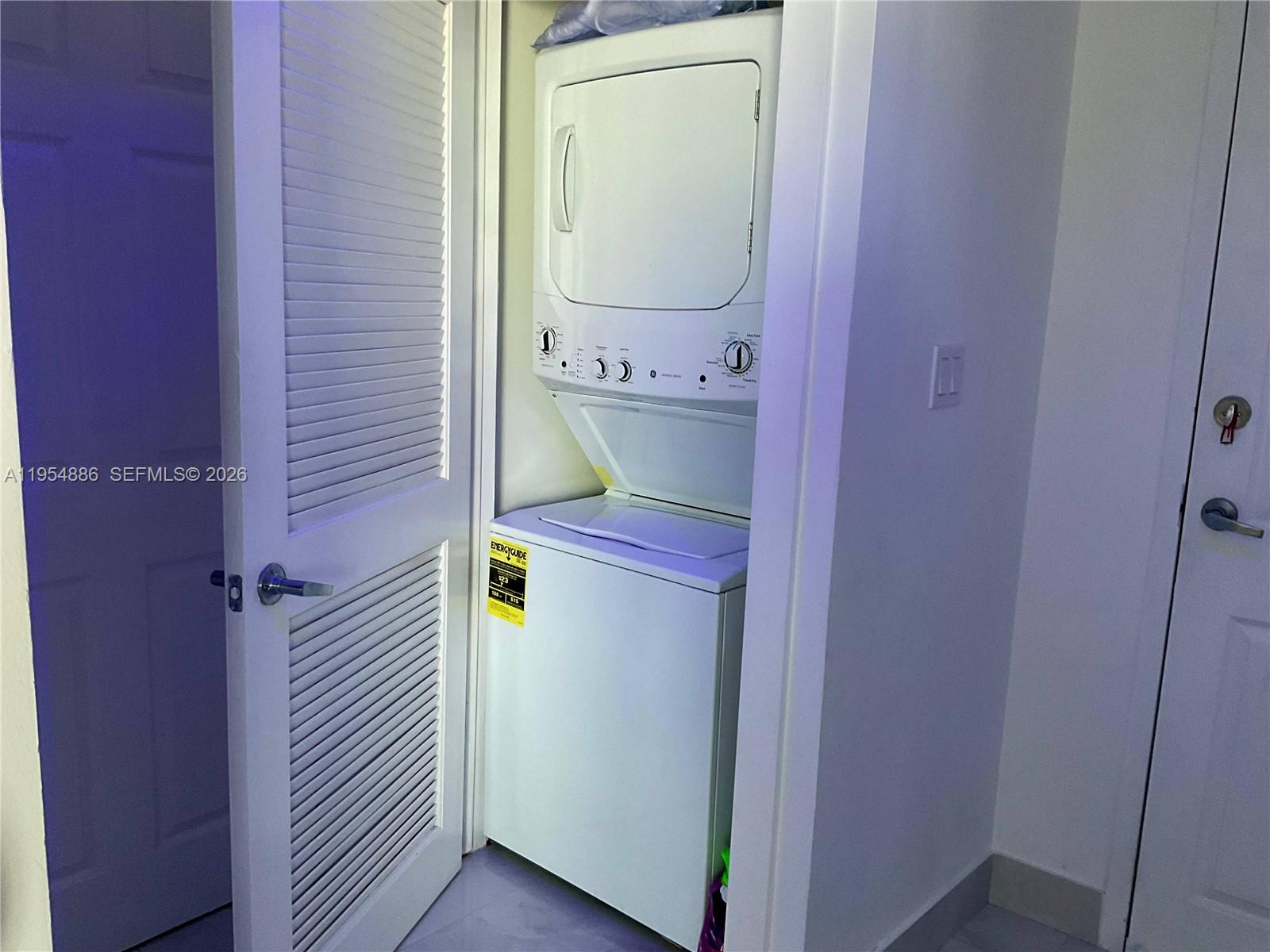 Photo of 140 Dixie Hwy  #527, Hollywood, Florida, 33020 - 