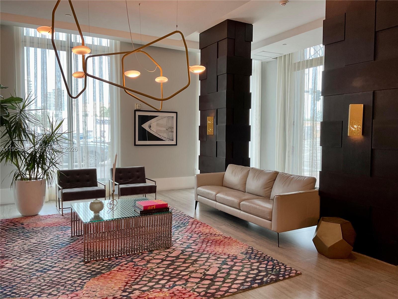 Photo of 140 Dixie Hwy  #527, Hollywood, Florida, 33020 - 