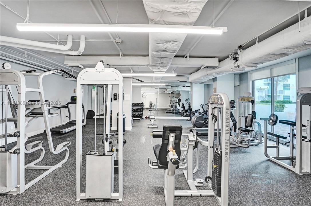 Photo of 140 Dixie Hwy  #527, Hollywood, Florida, 33020 - 