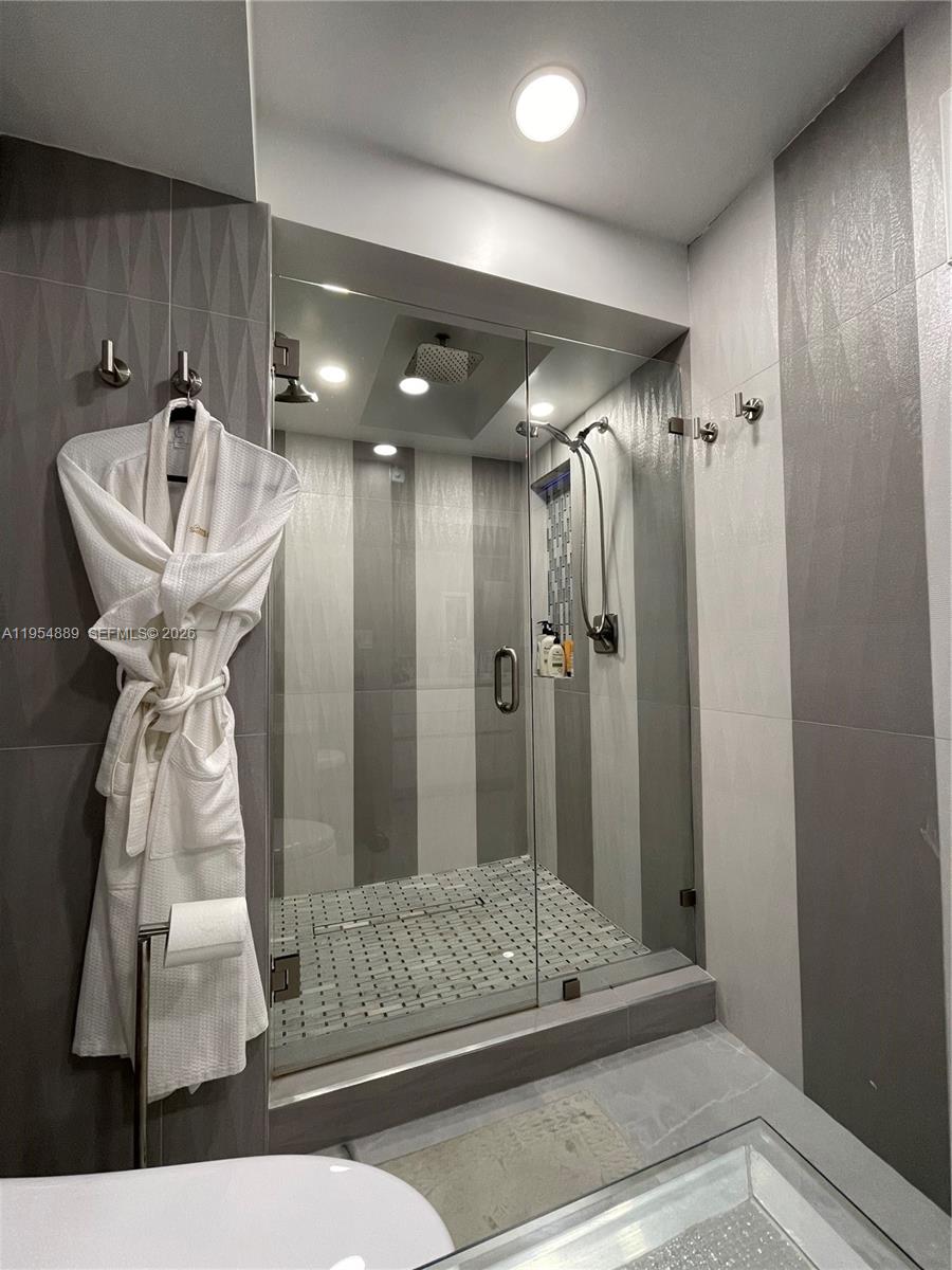 See details 309 3 / 3 1910 sq. ft. $ 2026-02-04 0 Photo