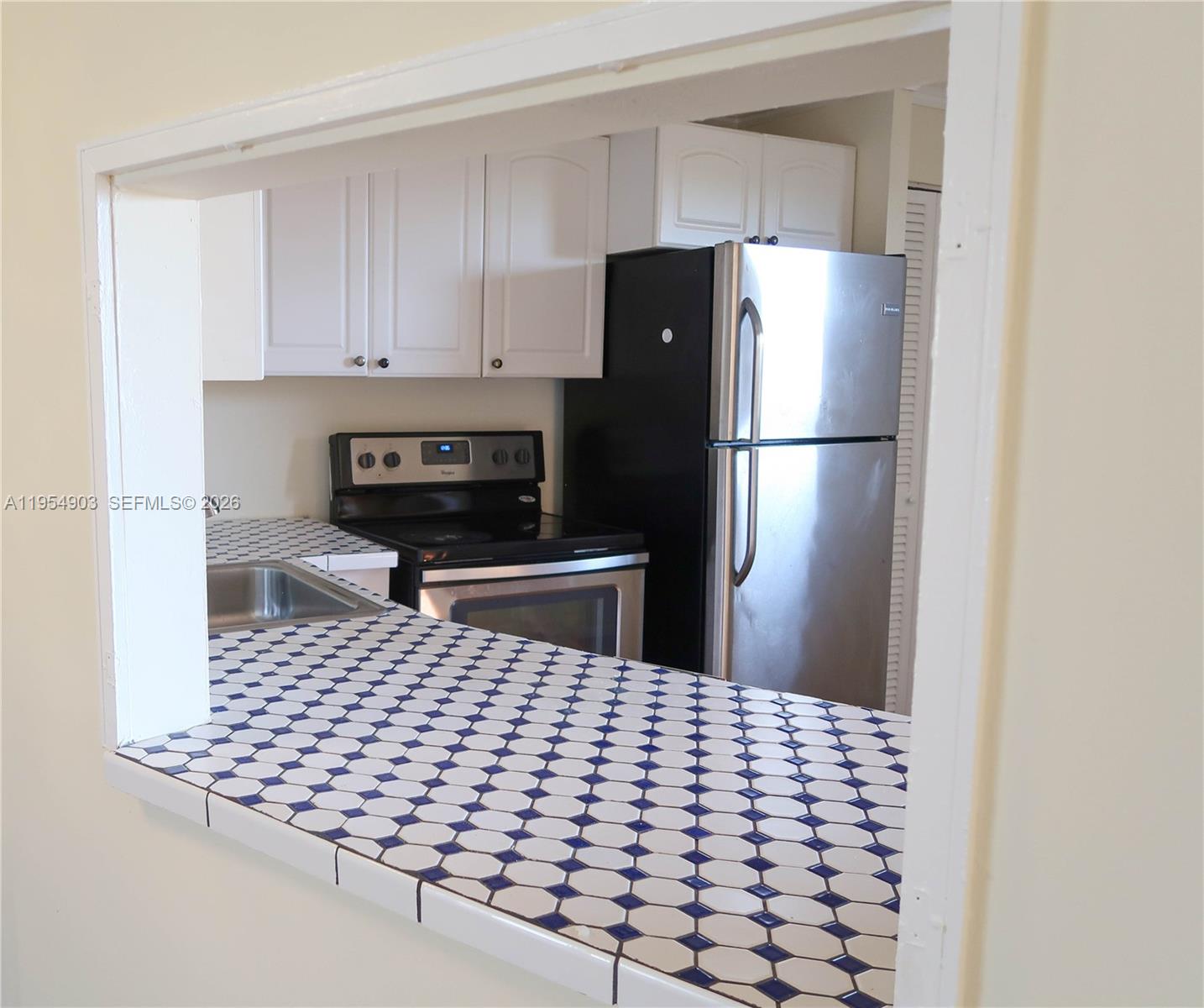 See details 416-1 1 / 1 909 sq. ft. $ 2026-01-29 0 Photo