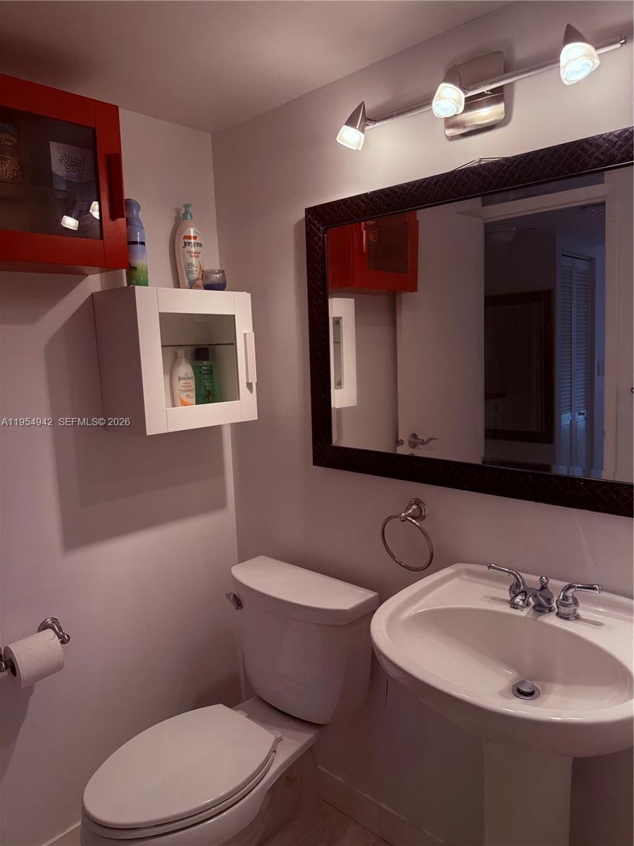 Photo of 3475 Country Club Dr  #409, Aventura, Florida, 33180 - 