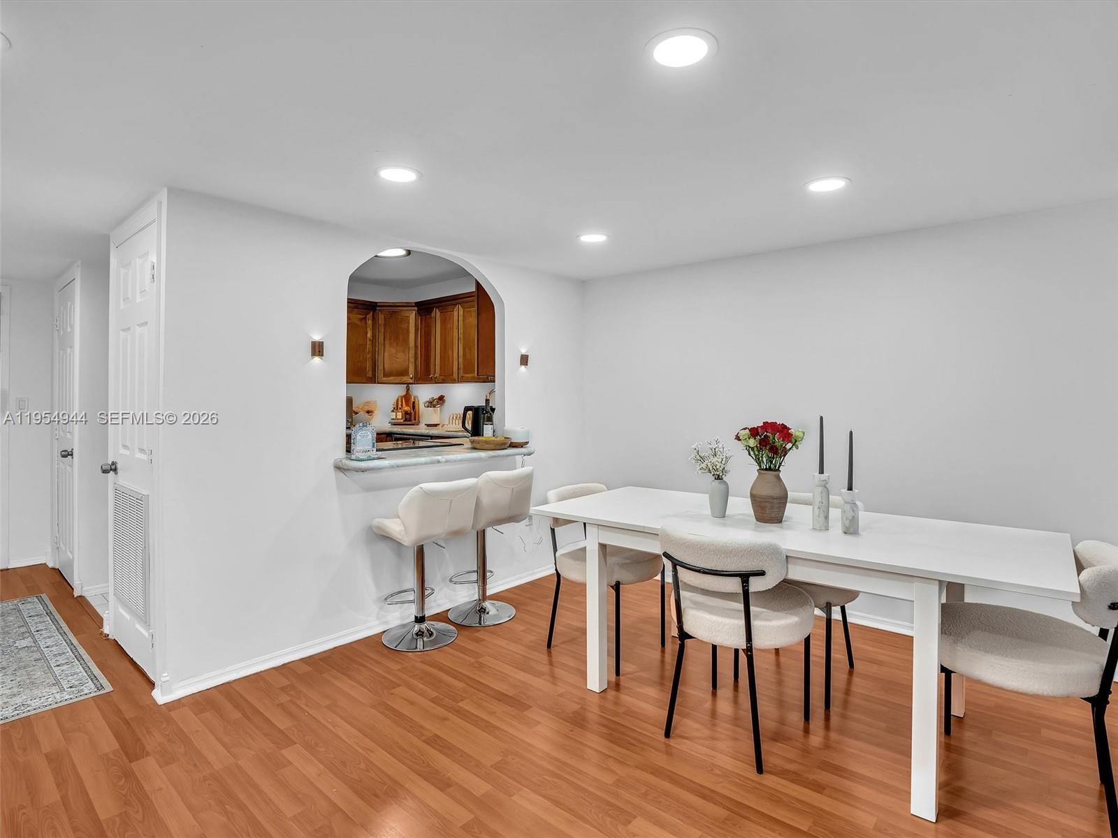 Photo of 3675 Country Club Dr  #410, Aventura, Florida, 33180 - 