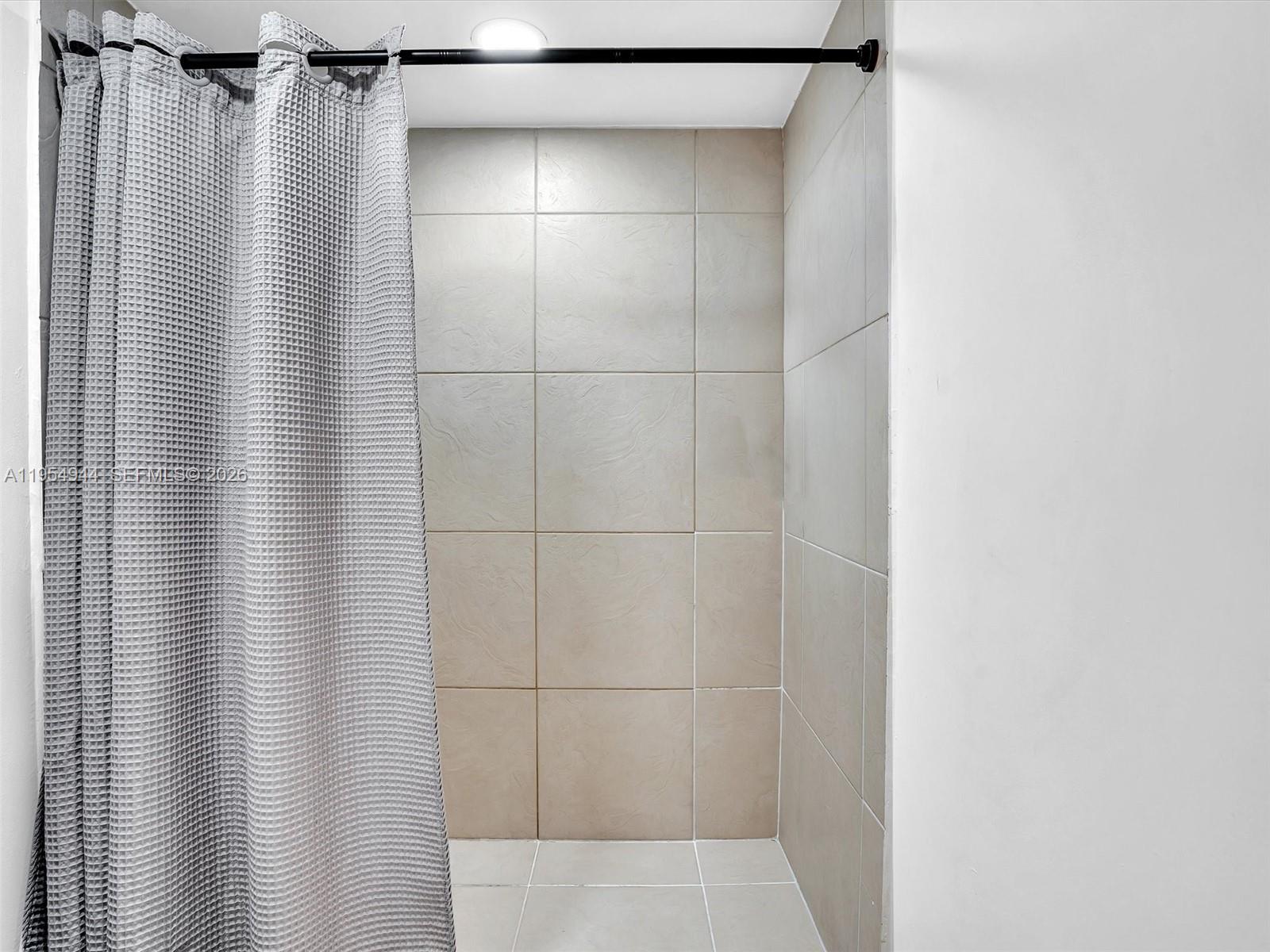 Photo of 3675 Country Club Dr  #410, Aventura, Florida, 33180 - 