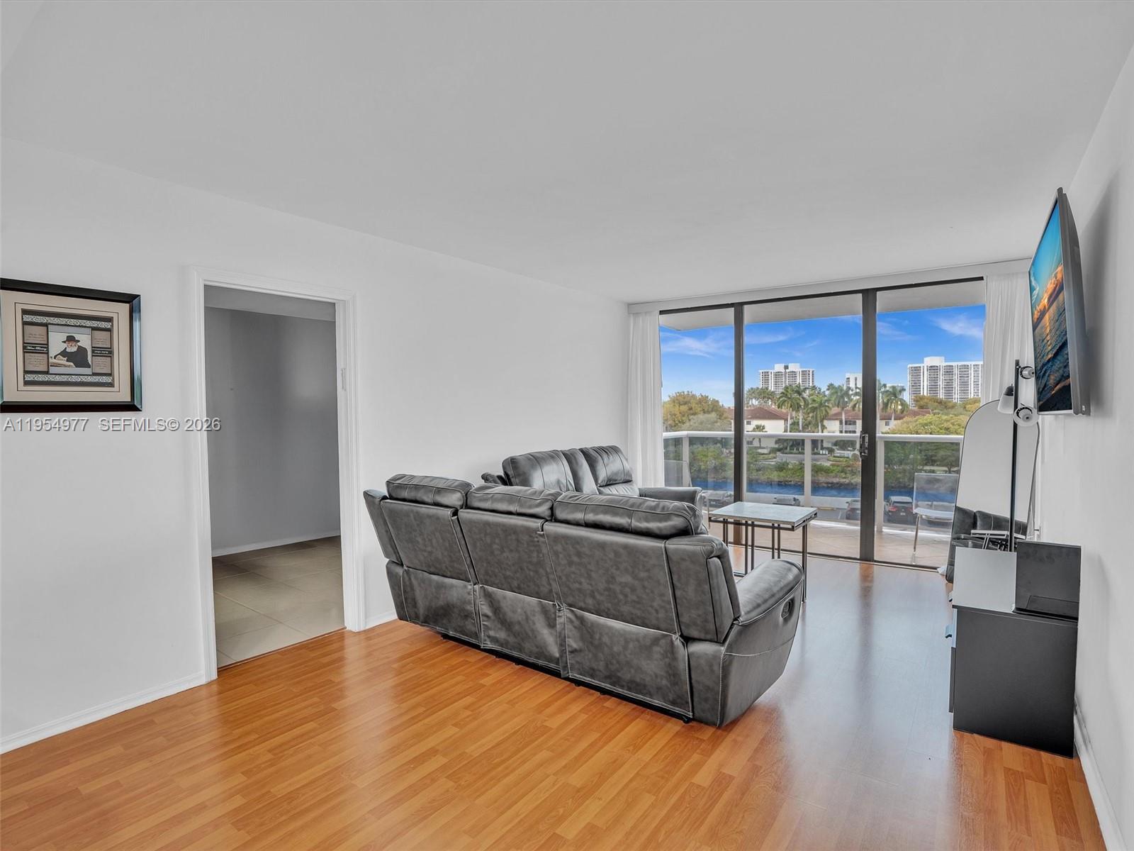 Photo of 3675 Country Club Dr  #410, Aventura, Florida, 33180 - 