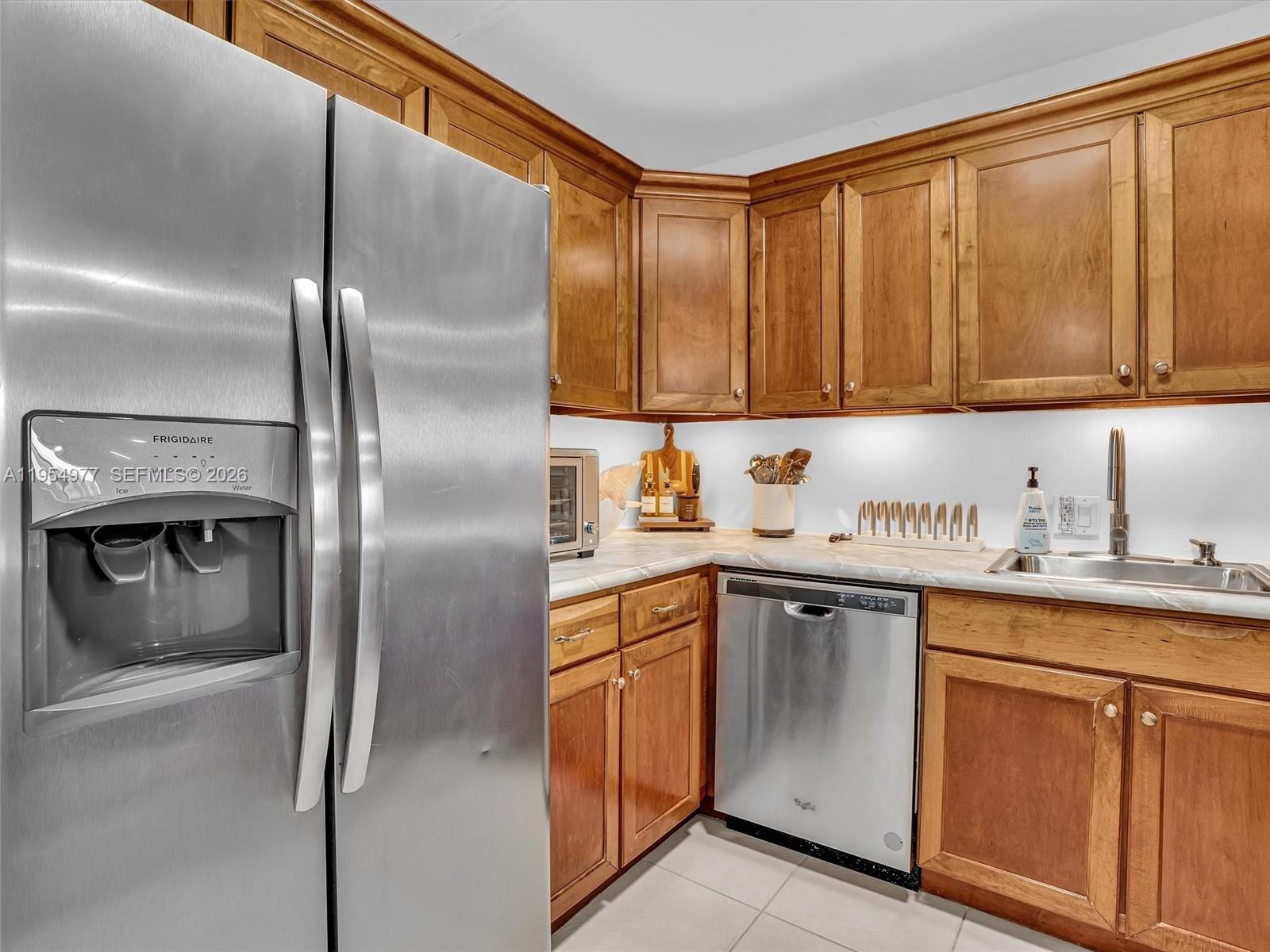 Photo of 3675 Country Club Dr  #410, Aventura, Florida, 33180 - 