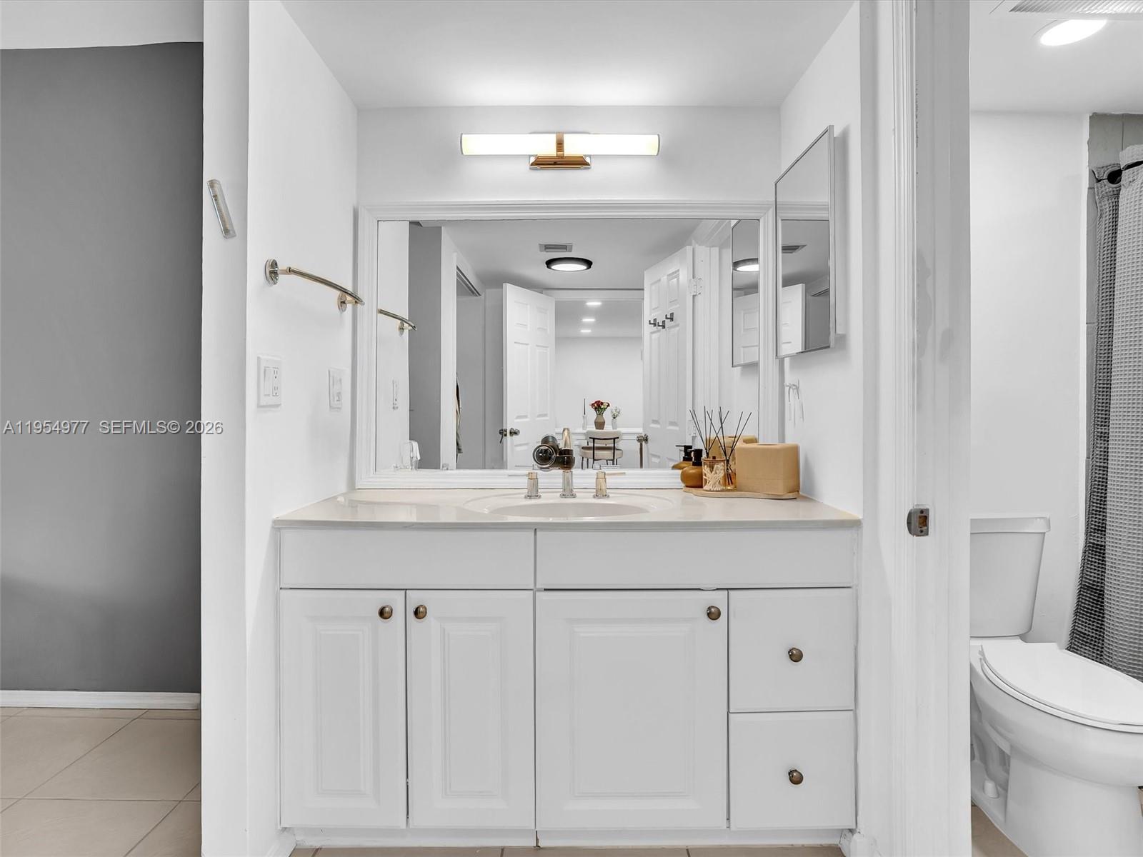 Photo of 3675 Country Club Dr  #410, Aventura, Florida, 33180 - 