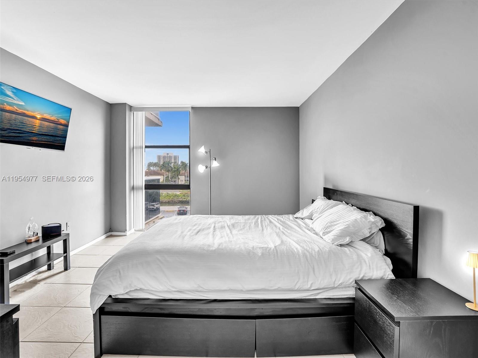 Photo of 3675 Country Club Dr  #410, Aventura, Florida, 33180 - 