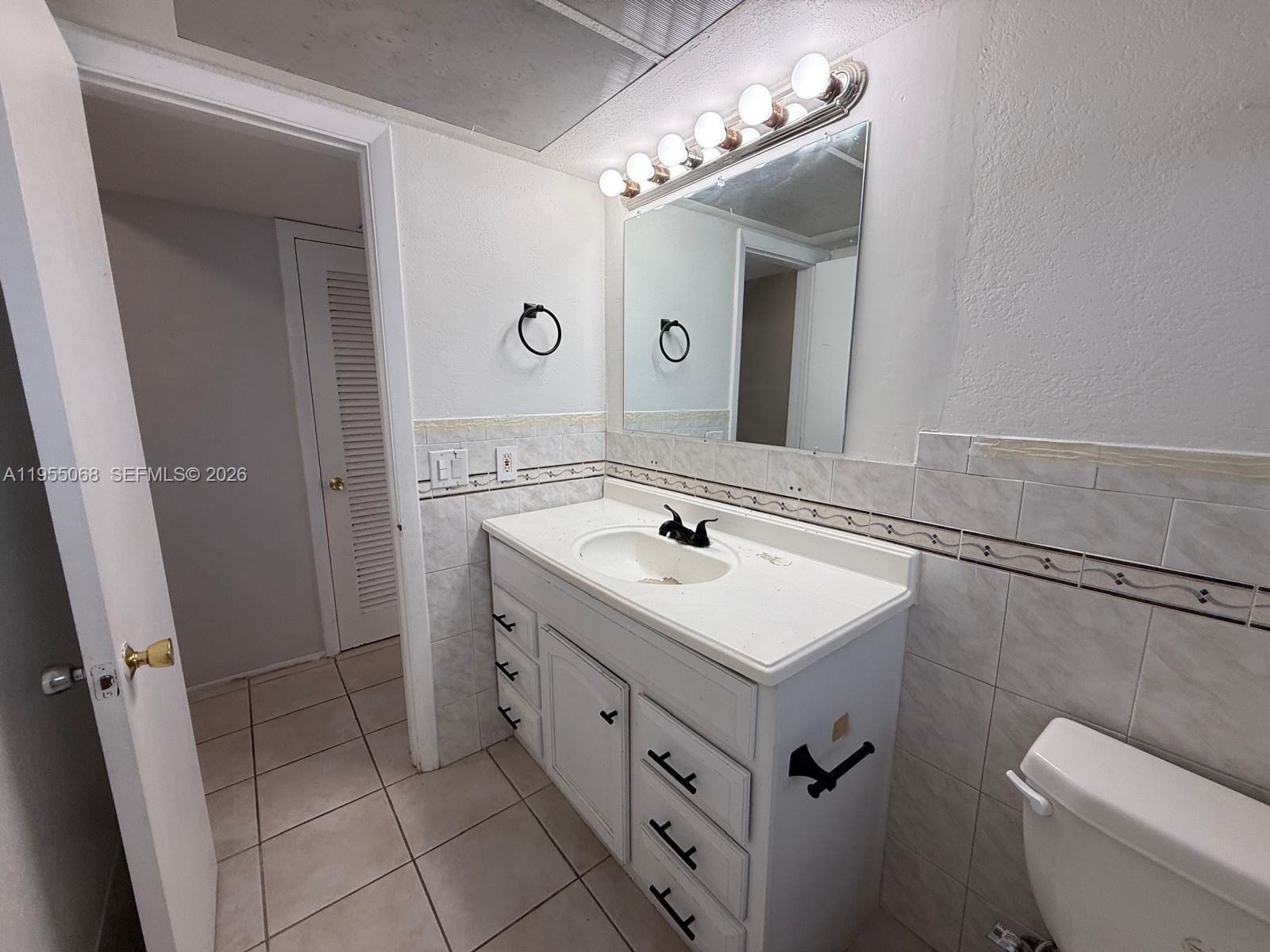 15 1 / 1 720 sq. ft. $ 2026-06-24 0 Photo