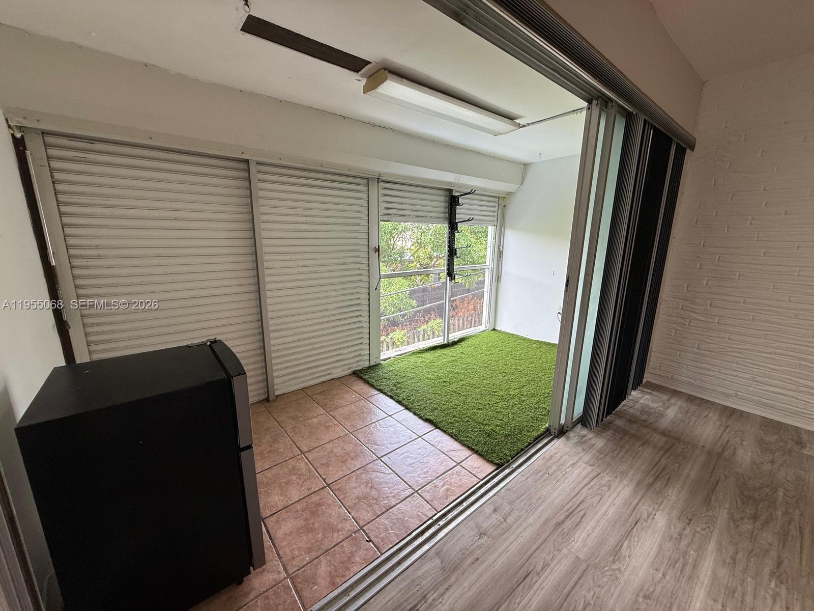 15 1 / 1 720 sq. ft. $ 2026-06-24 0 Photo