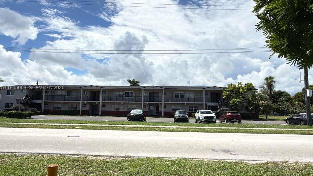 15 1 / 1 720 sq. ft. $ 2026-06-24 0 Photo