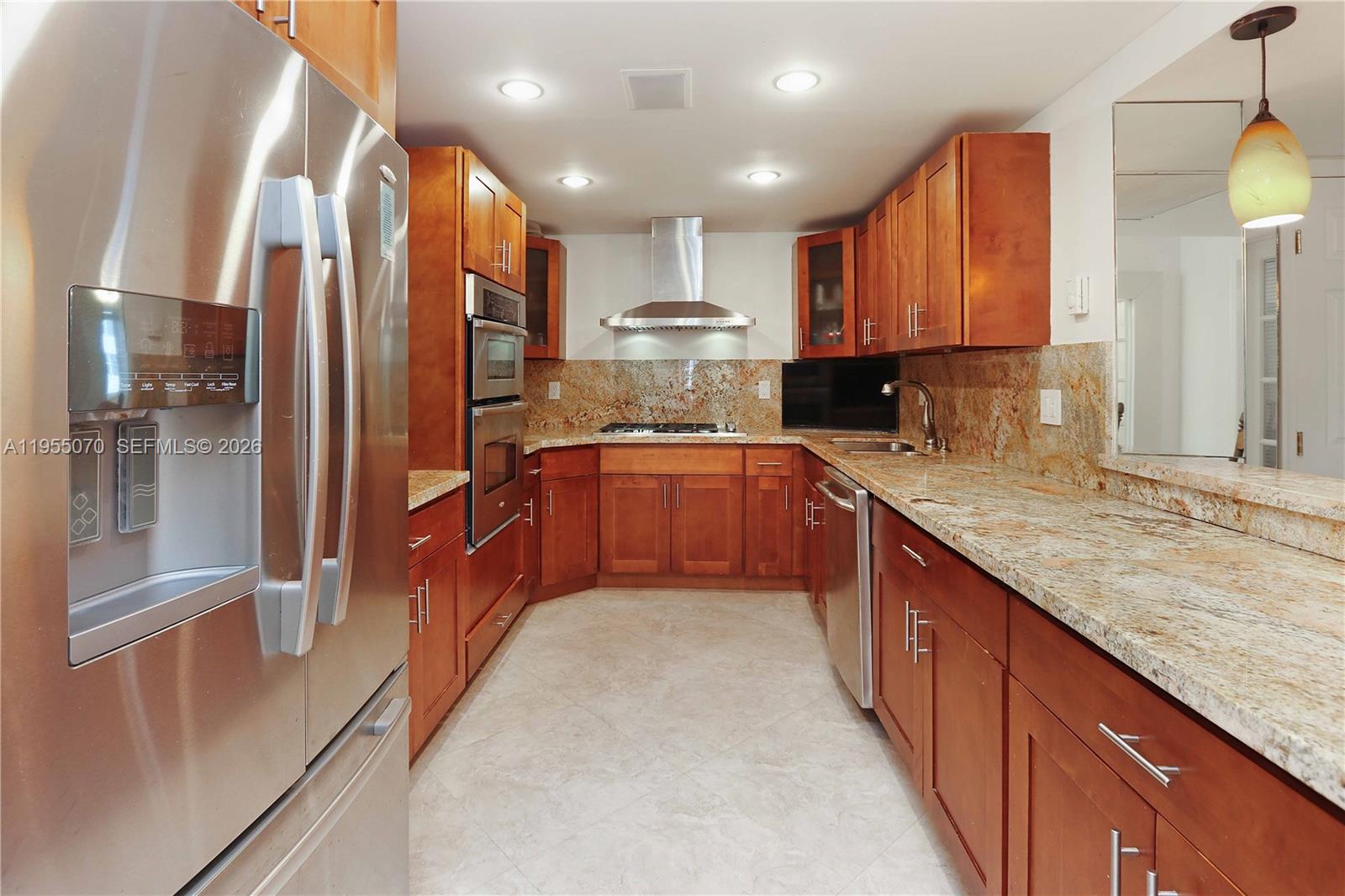 Photo of 2030 Ocean Dr  #727, Hallandale Beach, Florida, 33009 - 