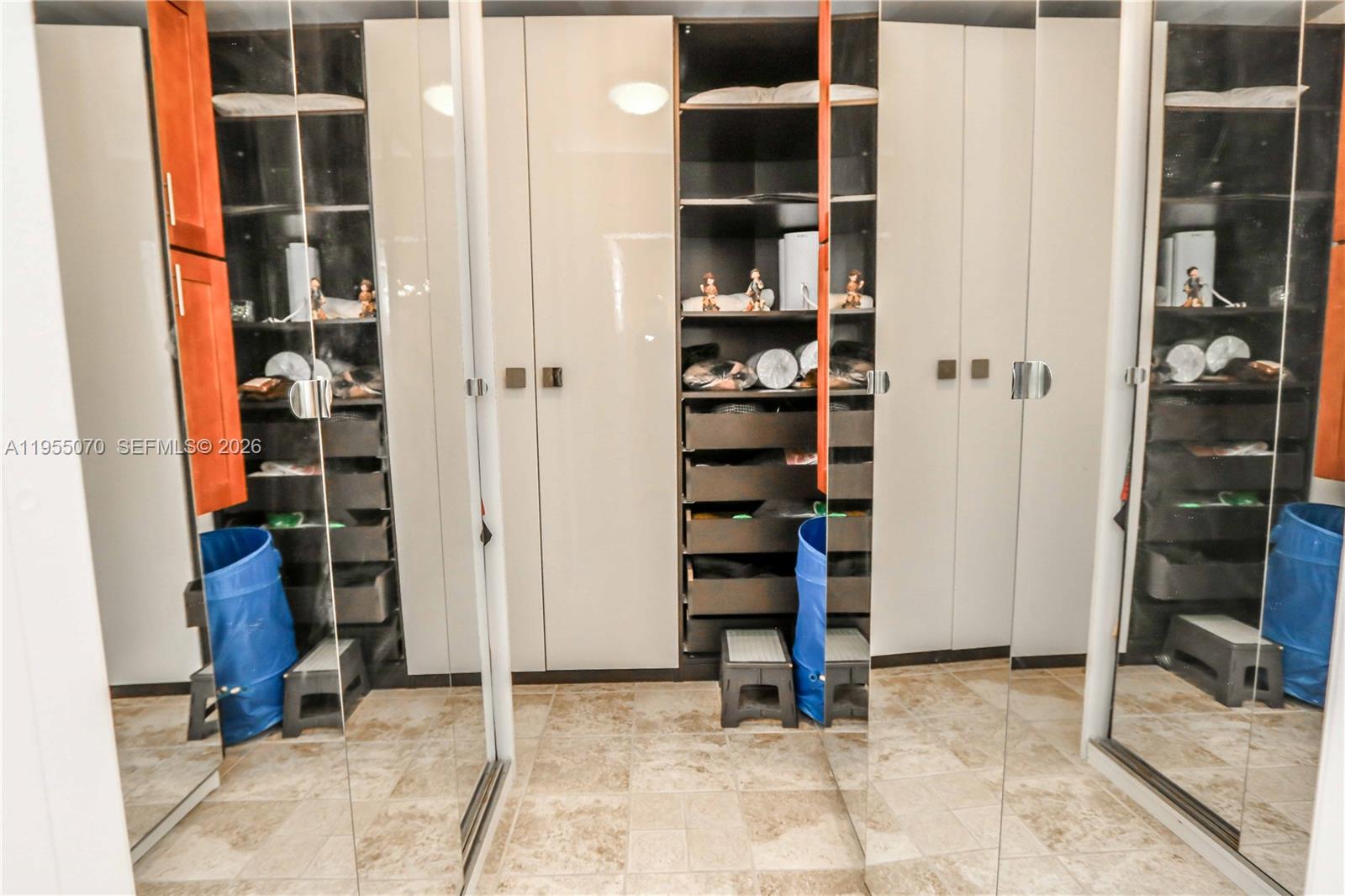 Photo of 2030 Ocean Dr  #727, Hallandale Beach, Florida, 33009 - 