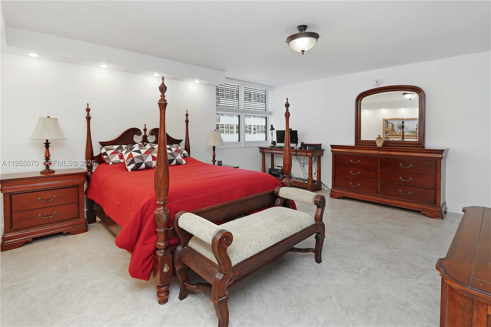 Photo of 2030 Ocean Dr  #727, Hallandale Beach, Florida, 33009 - 